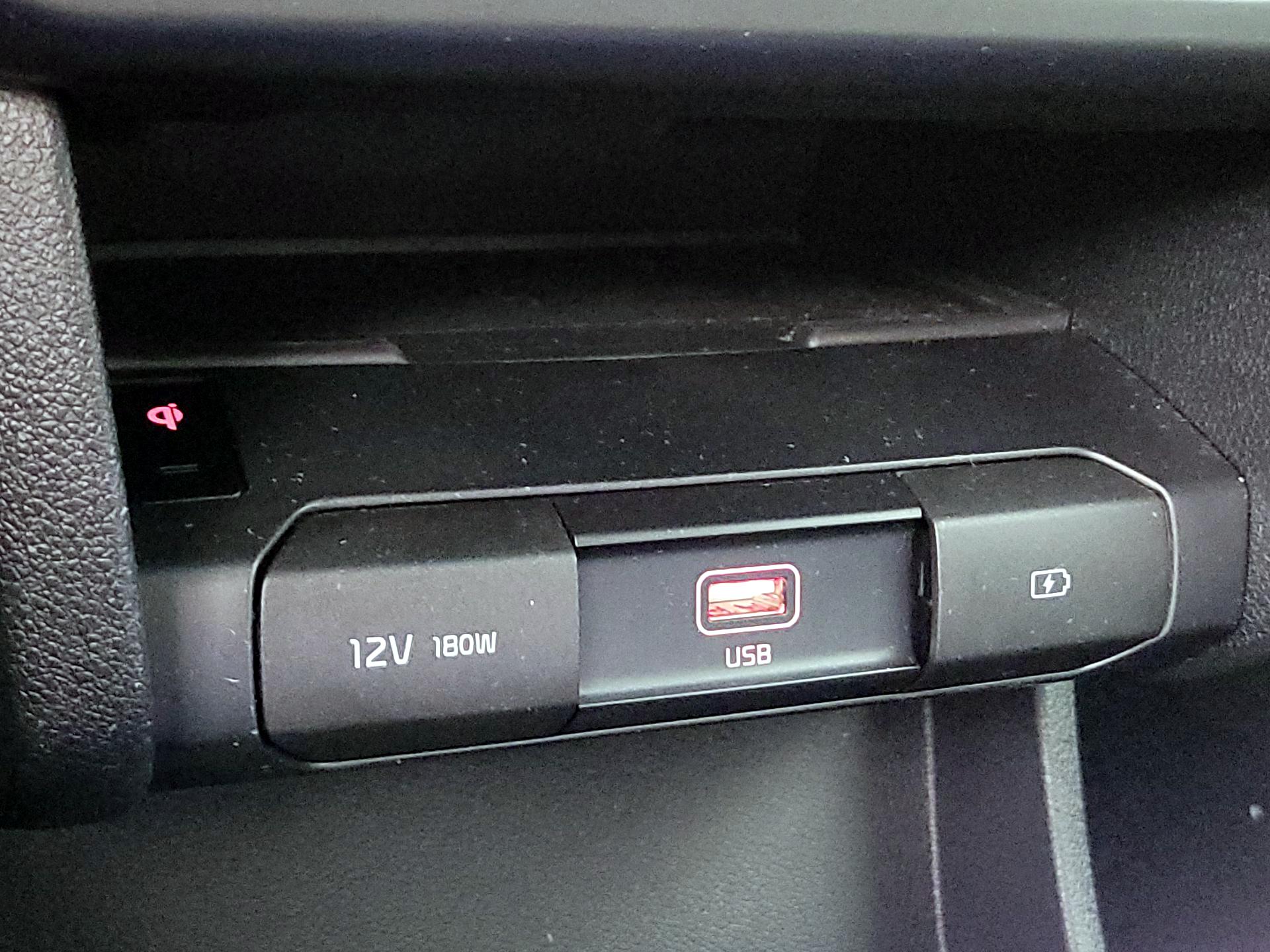 Thumbnail: 2020 Kia Niro - 19