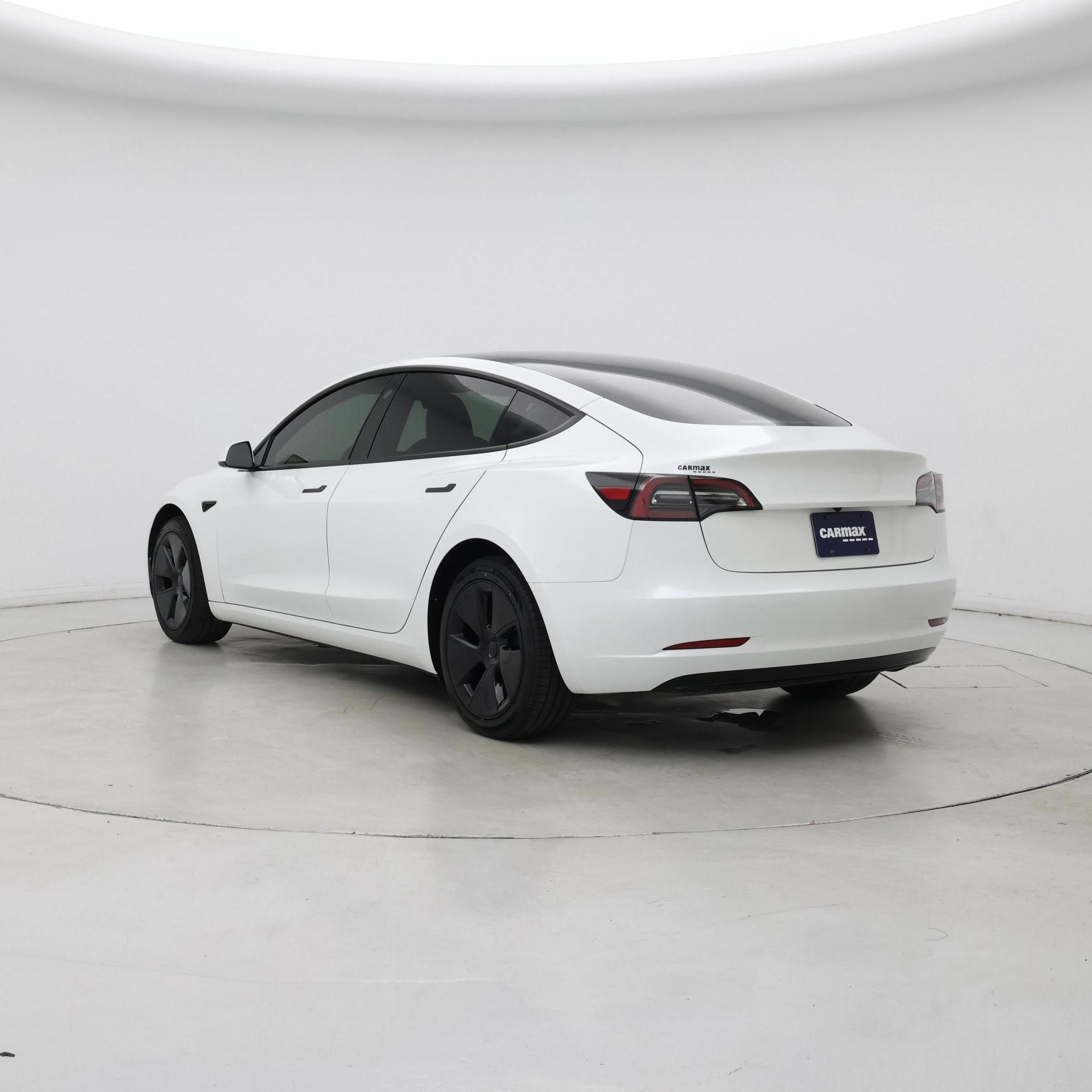 Thumbnail: 2023 Tesla Model 3 - 2