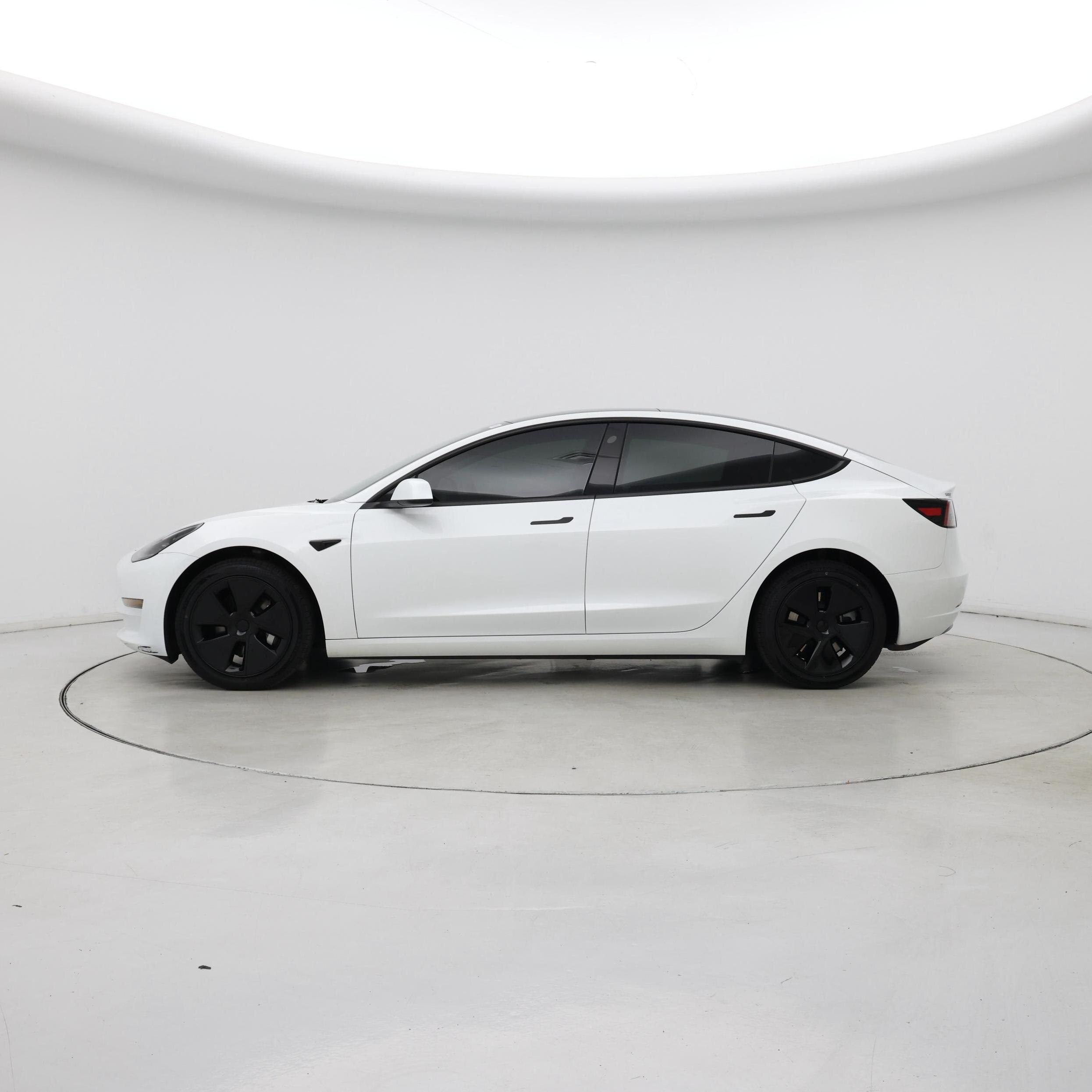 Thumbnail: 2023 Tesla Model 3 - 3