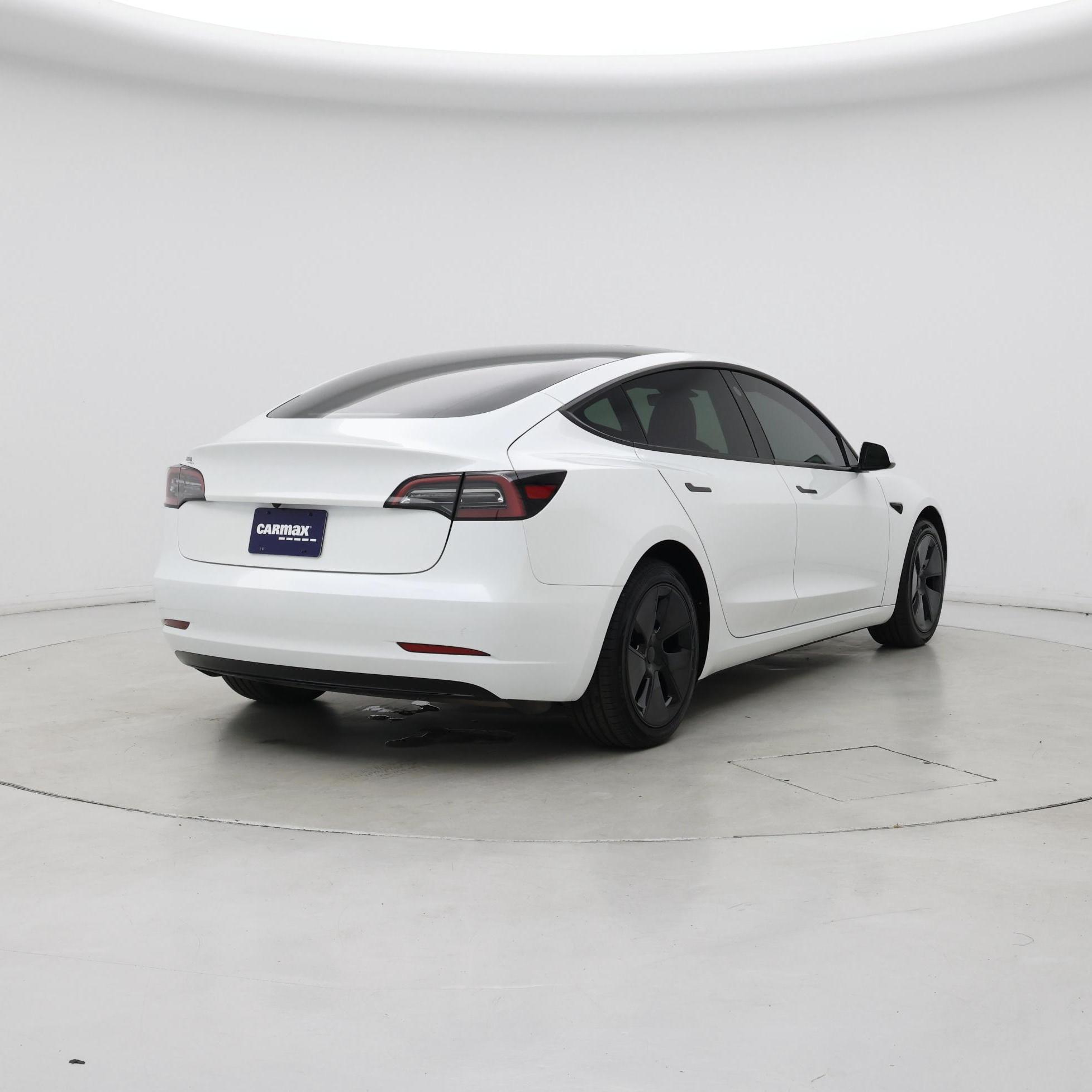 Thumbnail: 2023 Tesla Model 3 - 8