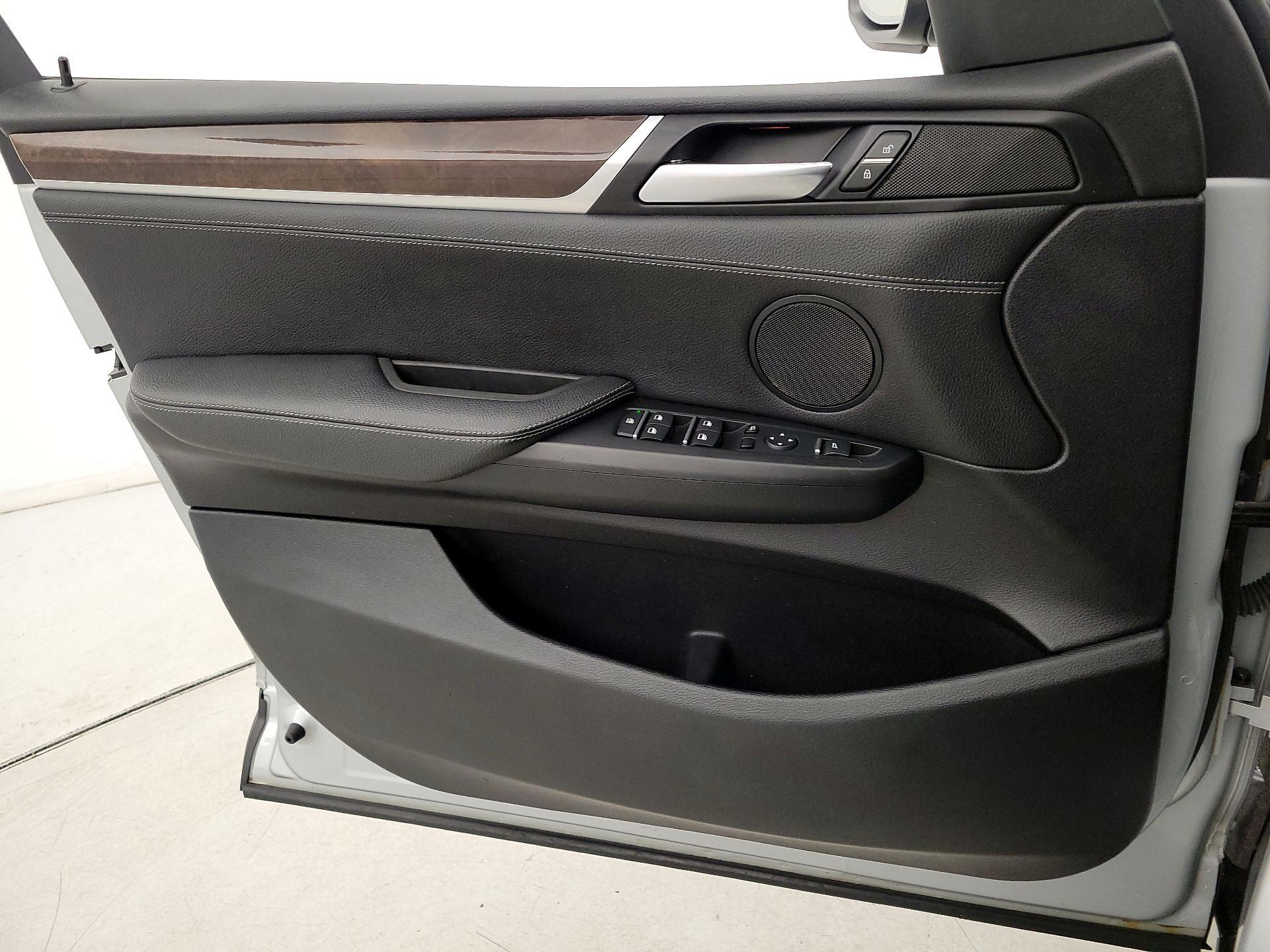 Thumbnail: 2016 BMW X3 - 12