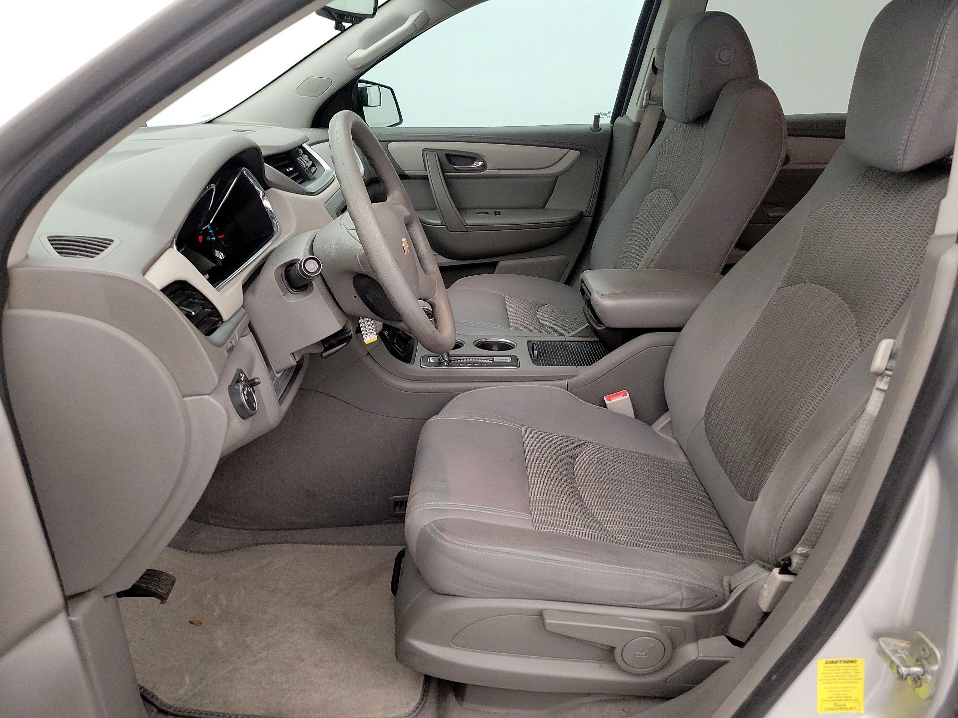 Thumbnail: 2016 Chevrolet Traverse - 11