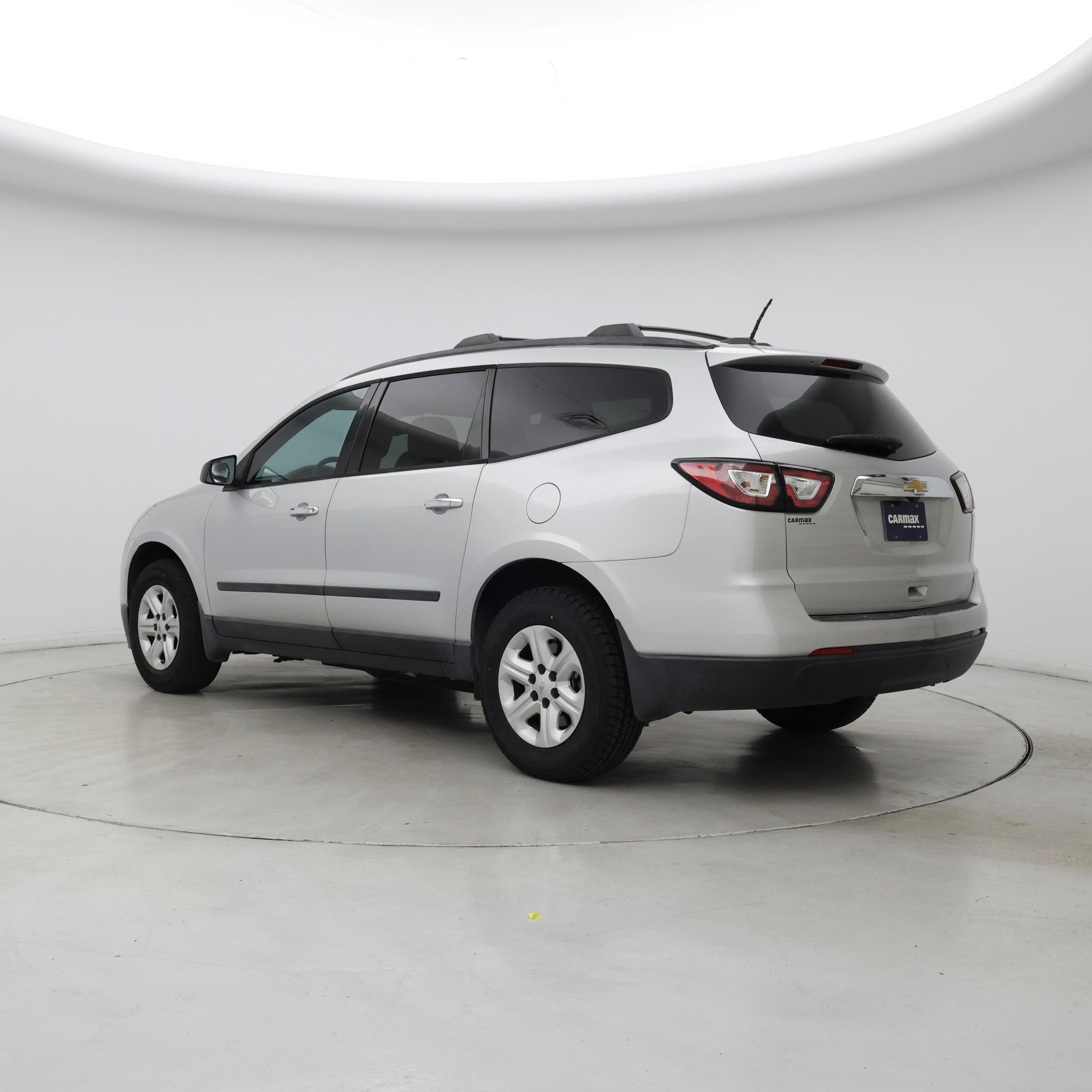 Thumbnail: 2016 Chevrolet Traverse - 2