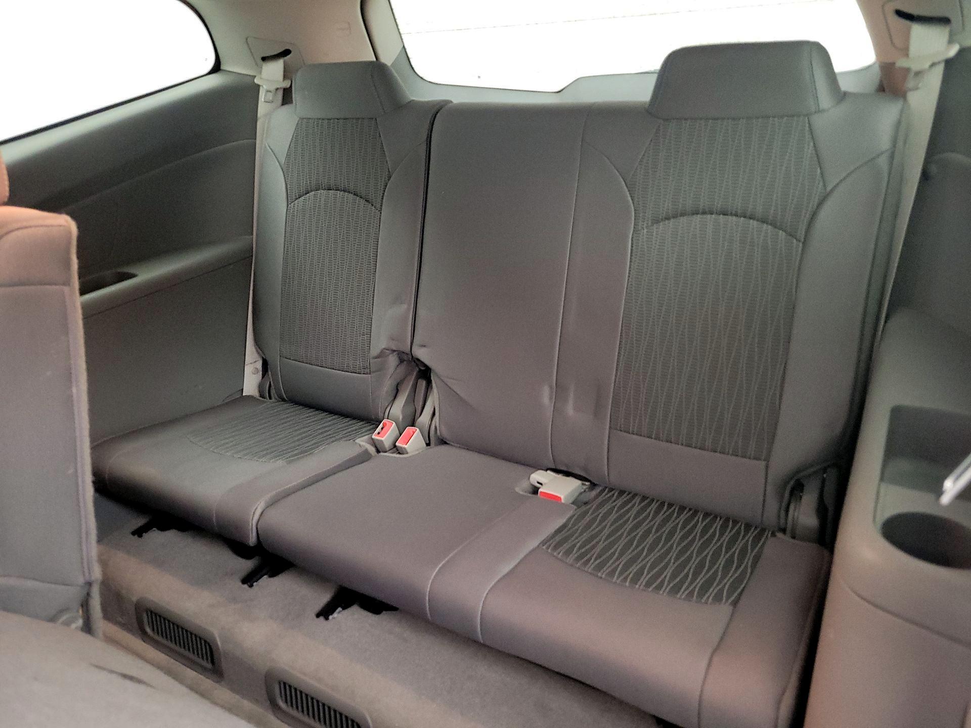 Thumbnail: 2016 Chevrolet Traverse - 20