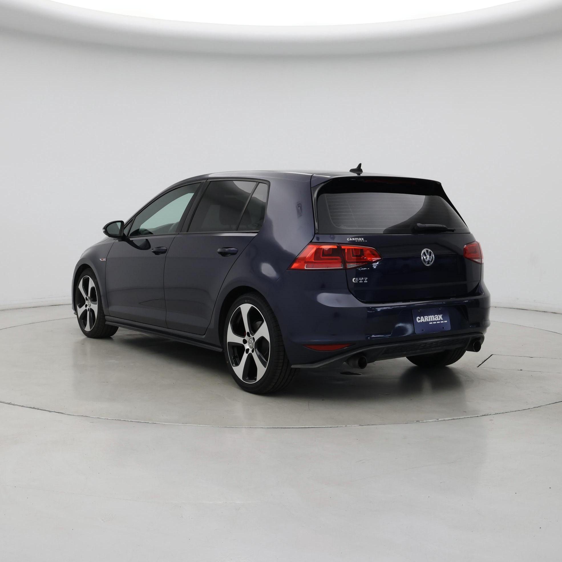 Thumbnail: 2015 Volkswagen Golf - 2