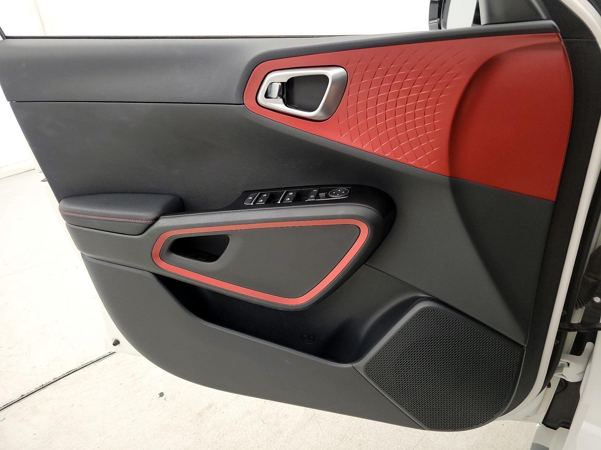 Thumbnail: 2023 Kia Soul - 12