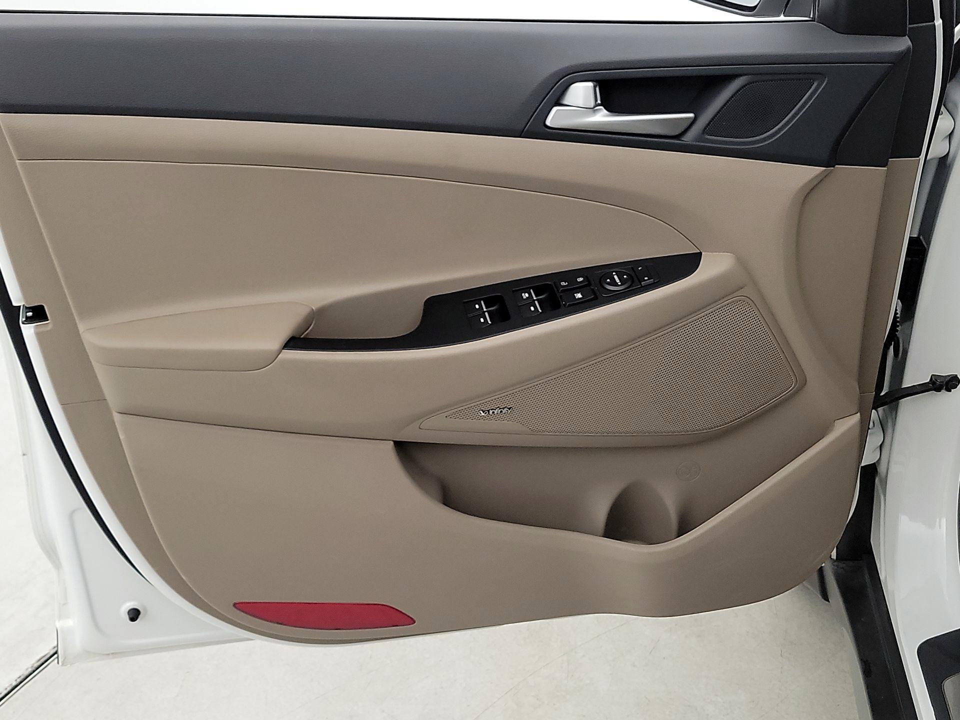 Thumbnail: 2021 Hyundai Tucson - 12