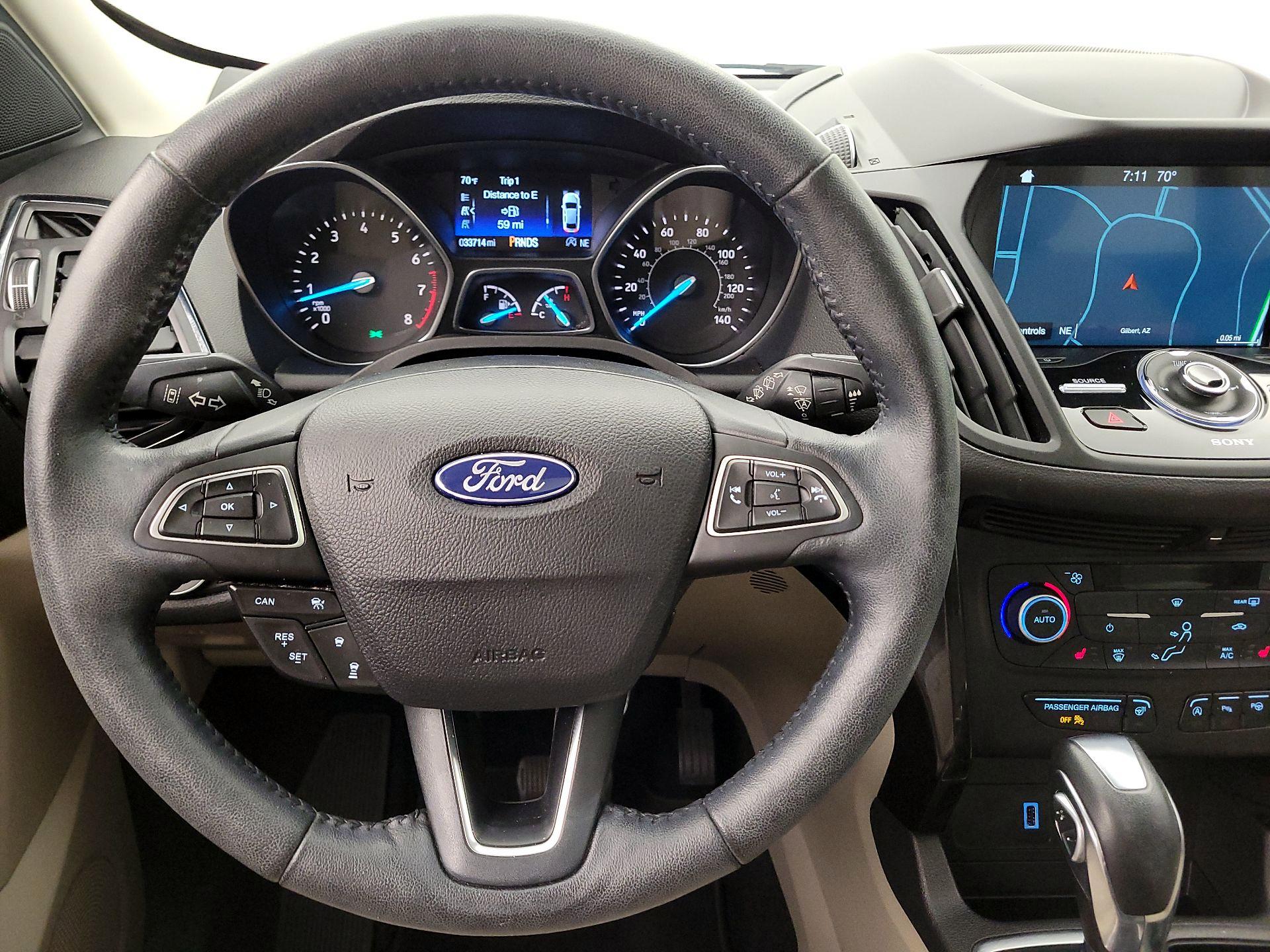 Thumbnail: 2019 Ford Escape - 10