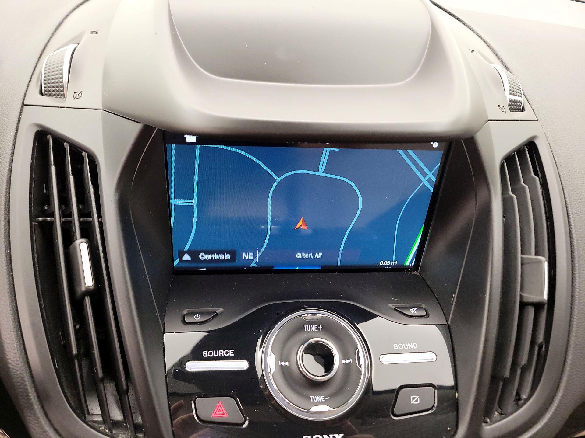 Thumbnail: 2019 Ford Escape - 14