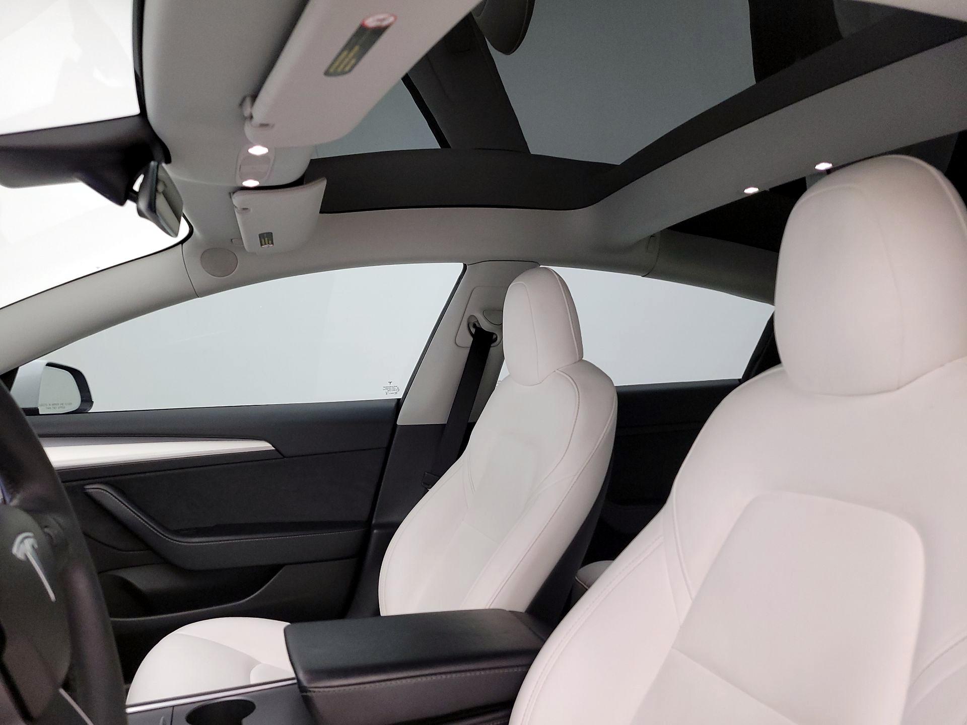 Thumbnail: 2021 Tesla Model 3 - 18