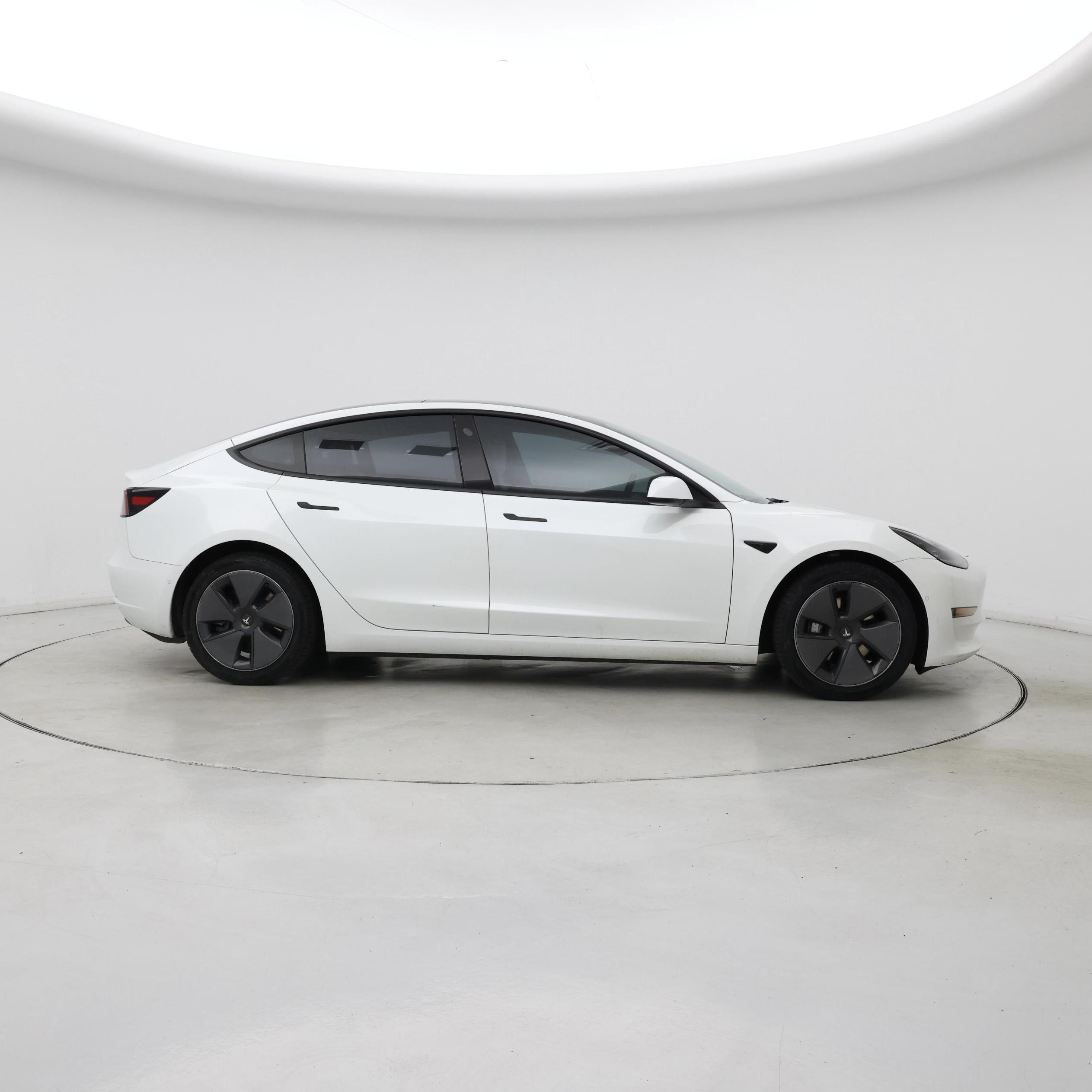 Thumbnail: 2021 Tesla Model 3 - 7