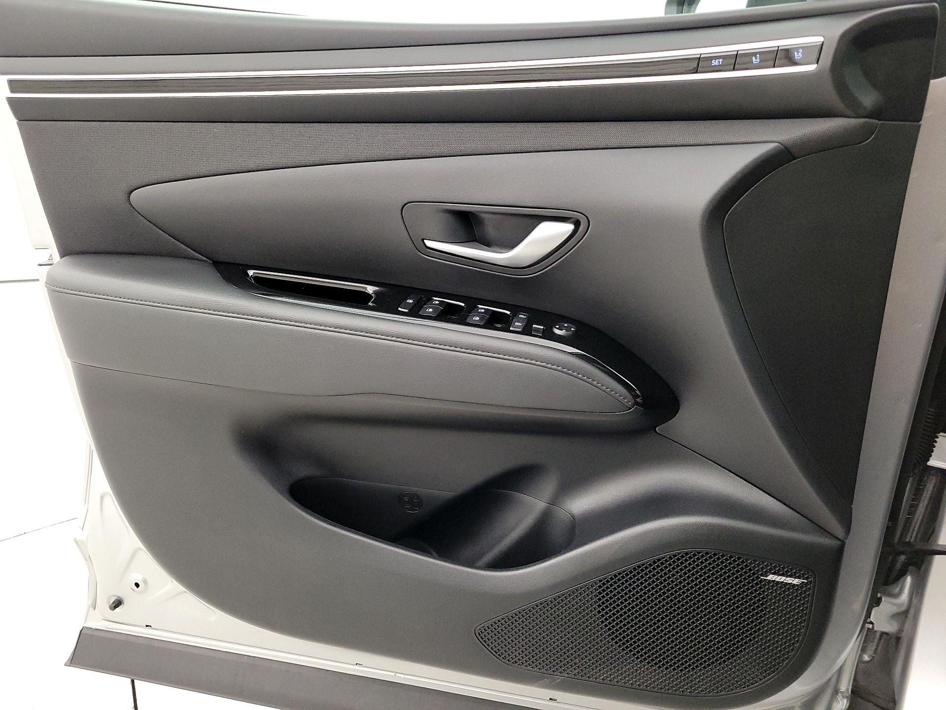 Thumbnail: 2022 Hyundai Tucson - 12