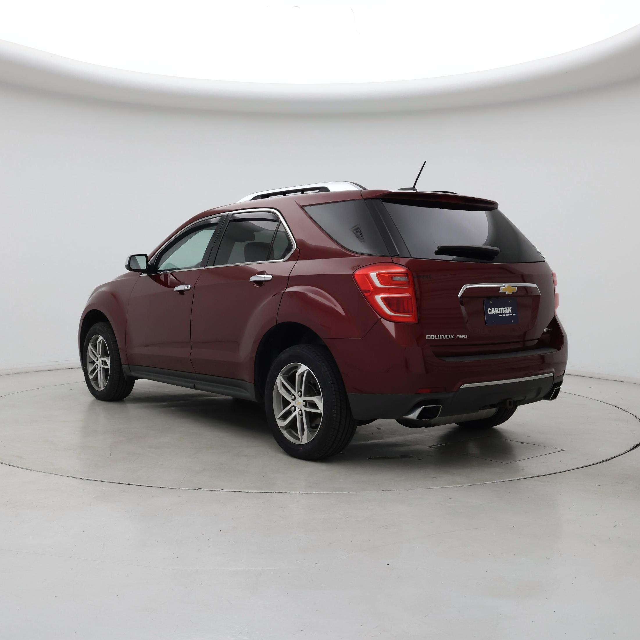 Thumbnail: 2017 Chevrolet Equinox - 2