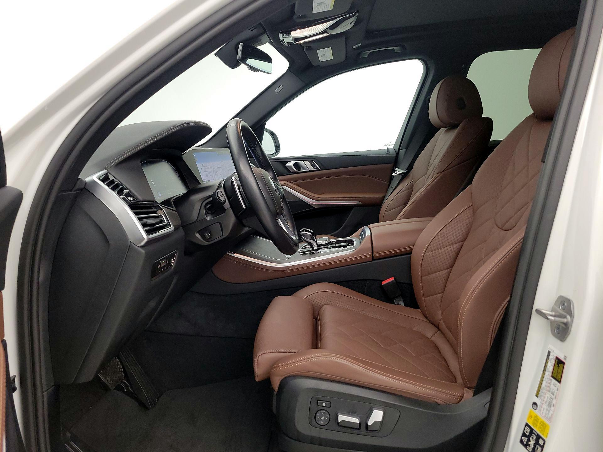 Thumbnail: 2023 BMW X5 - 11