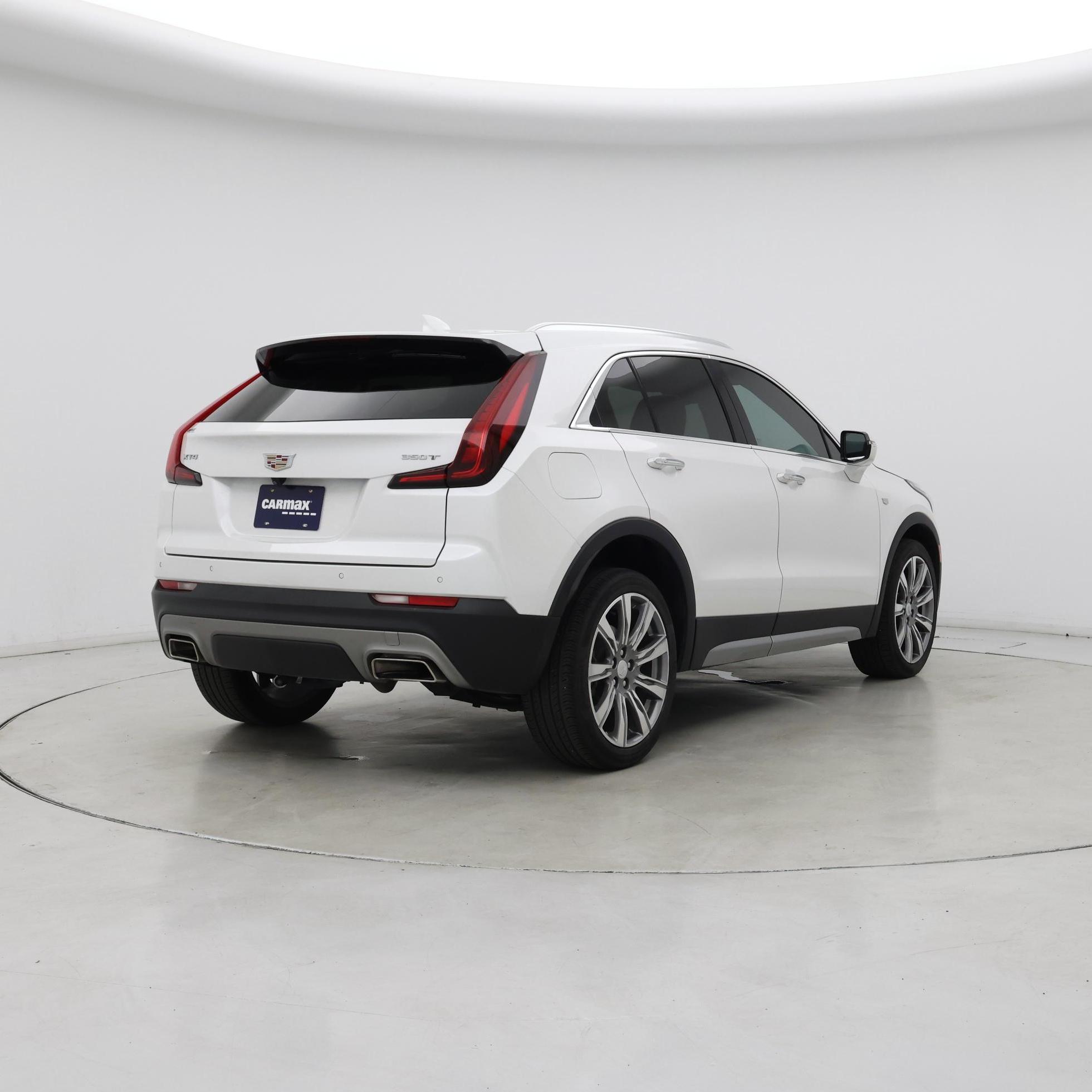 Thumbnail: 2023 Cadillac XT4 - 8