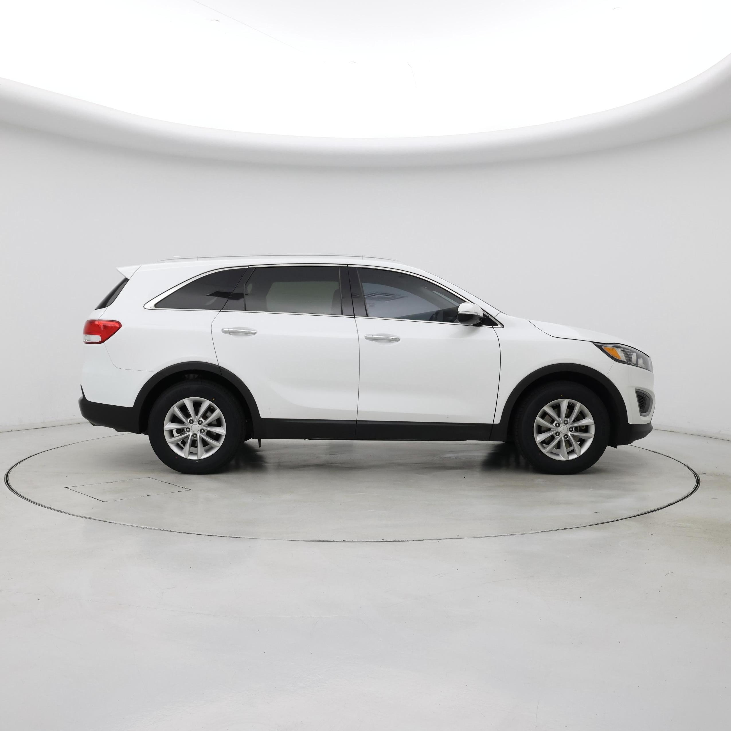 Thumbnail: 2018 Kia Sorento - 7