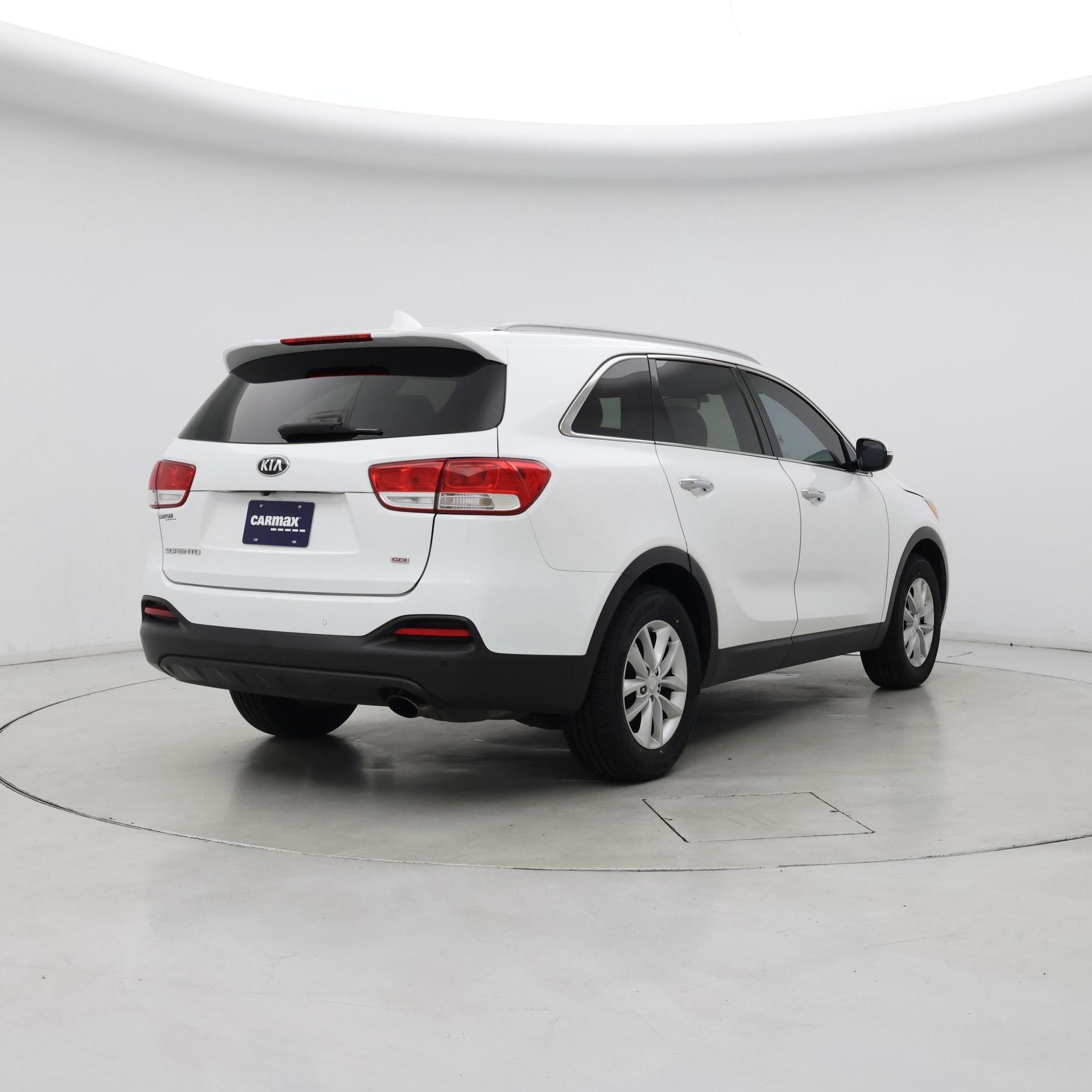 Thumbnail: 2018 Kia Sorento - 8