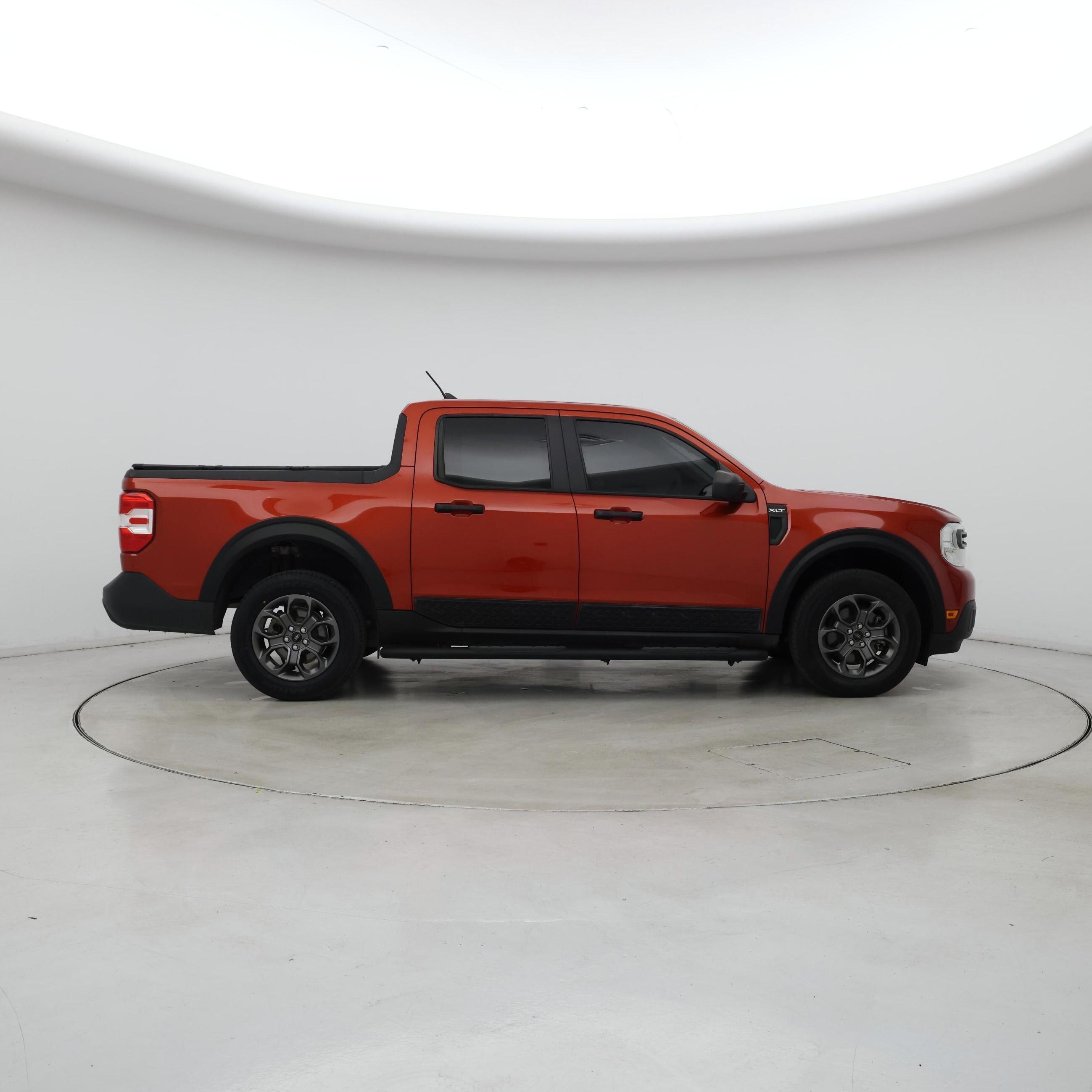 Thumbnail: 2022 Ford Maverick - 7