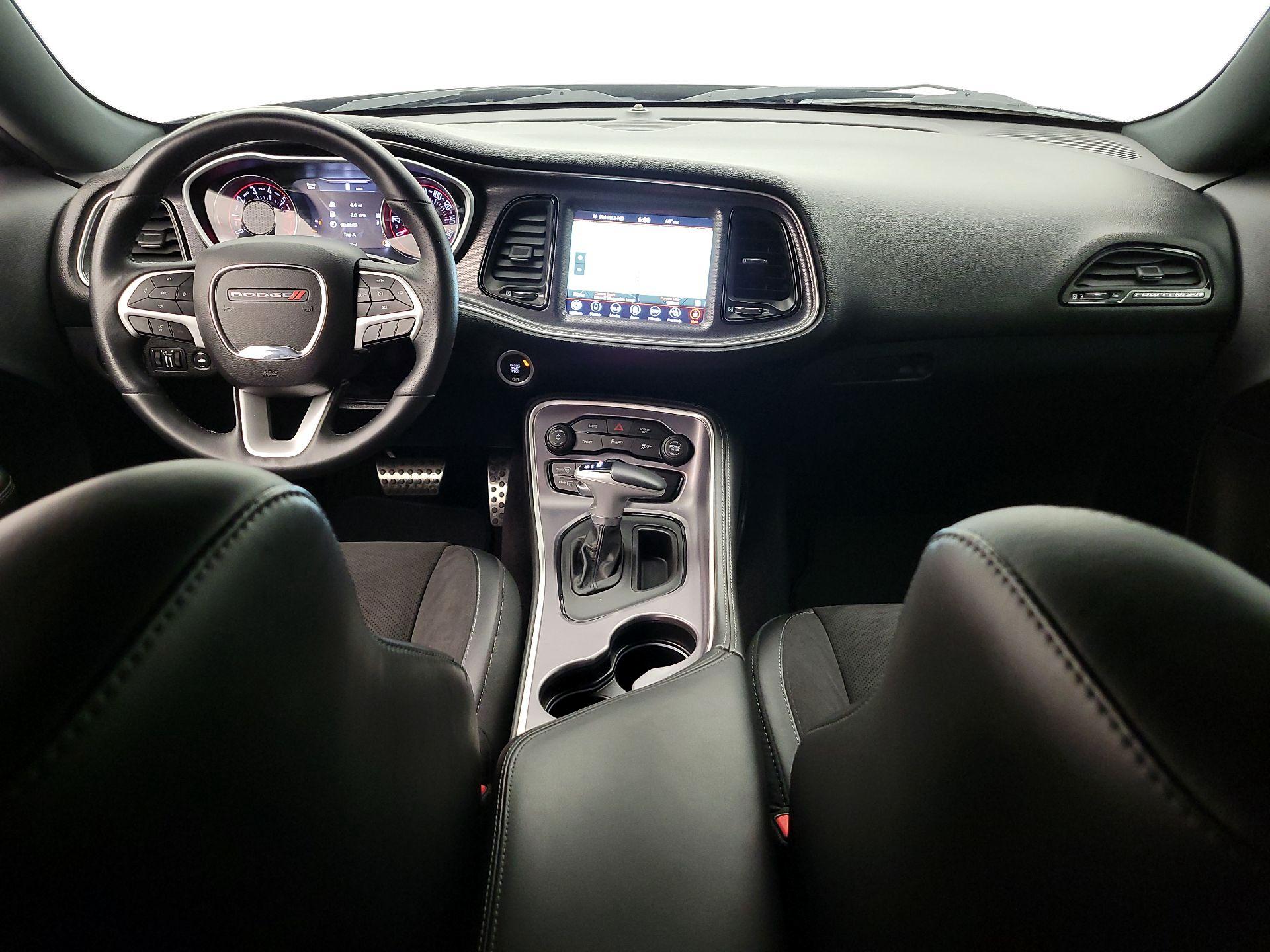 Thumbnail: 2018 Dodge Challenger - 9