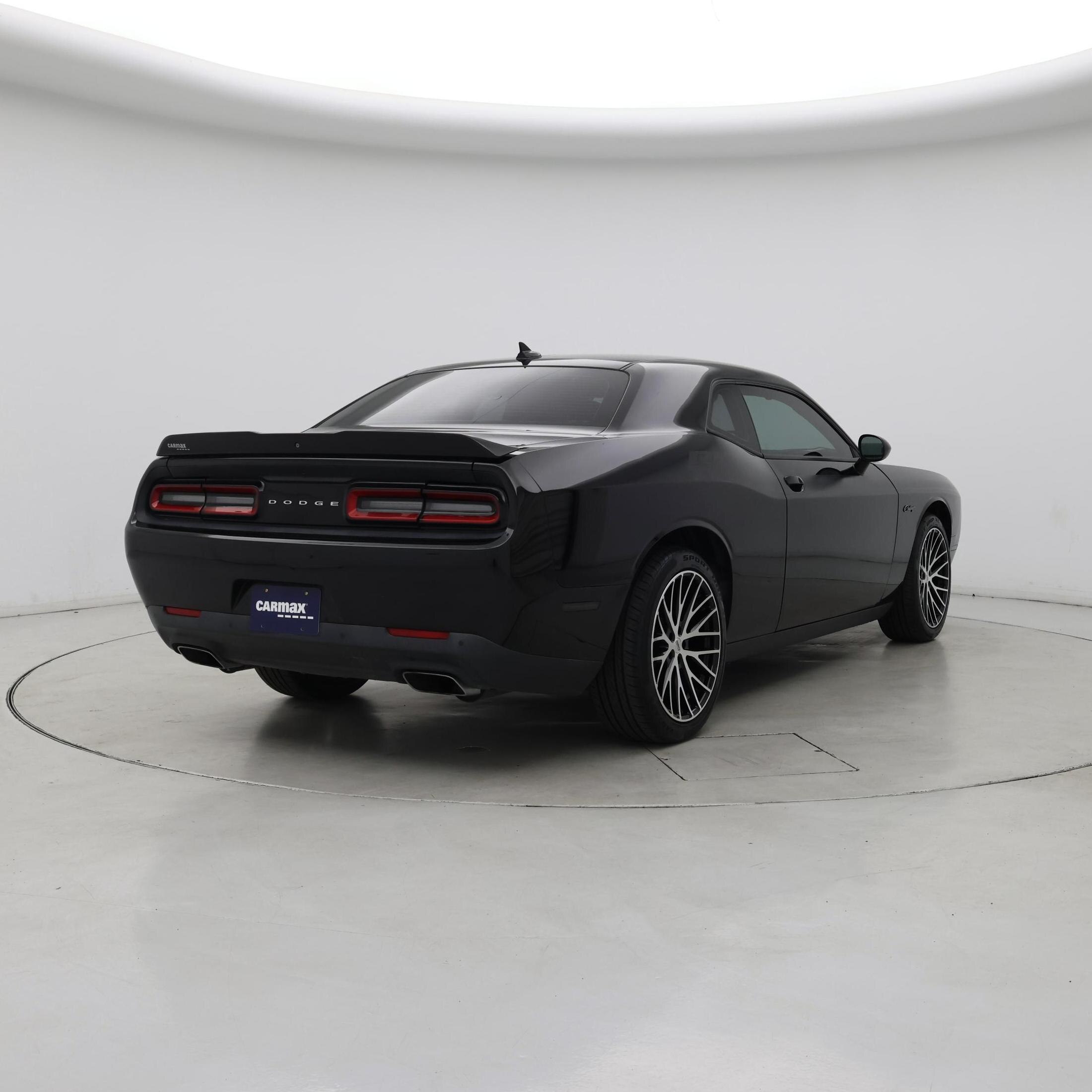 Thumbnail: 2018 Dodge Challenger - 8
