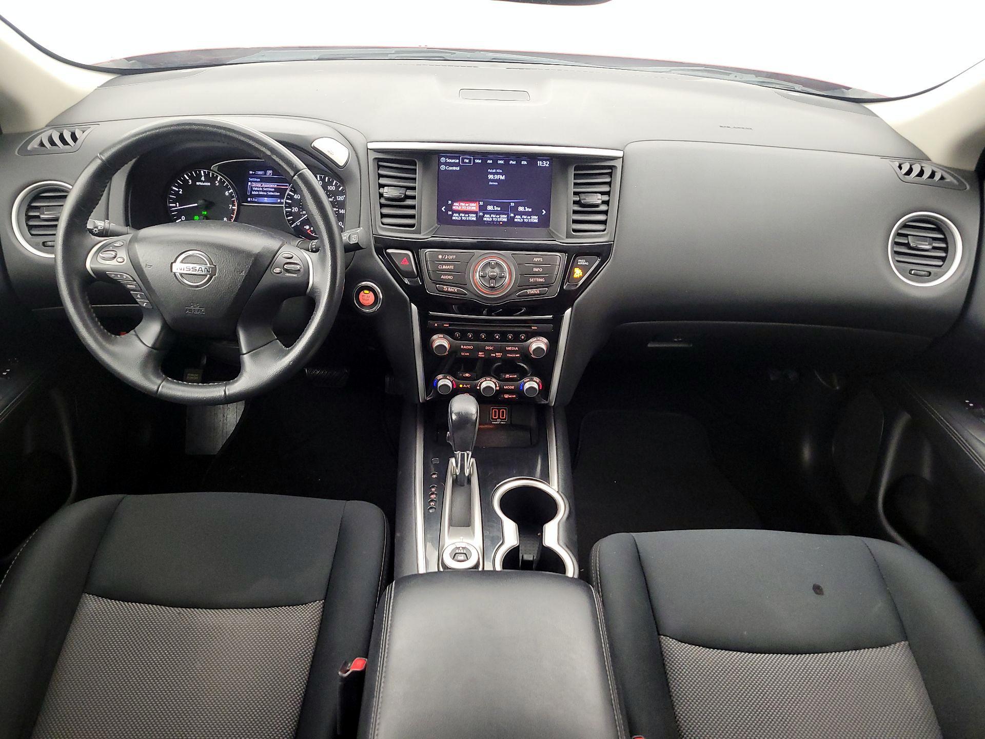 Thumbnail: 2018 Nissan Pathfinder - 9