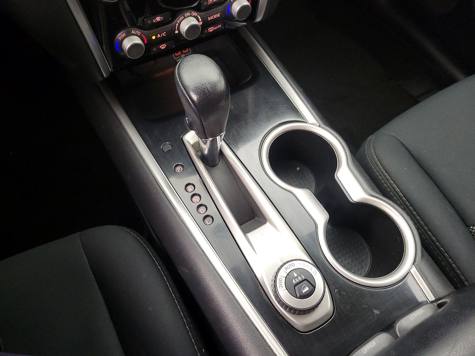 Thumbnail: 2018 Nissan Pathfinder - 17