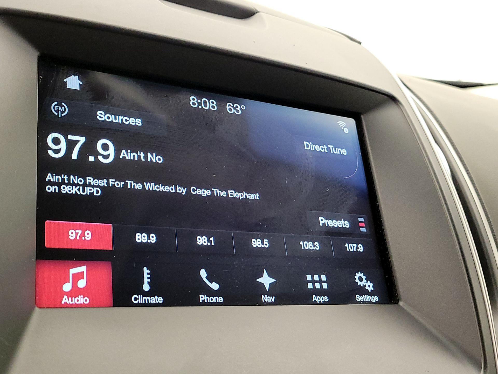 Thumbnail: 2017 Ford Edge - 16