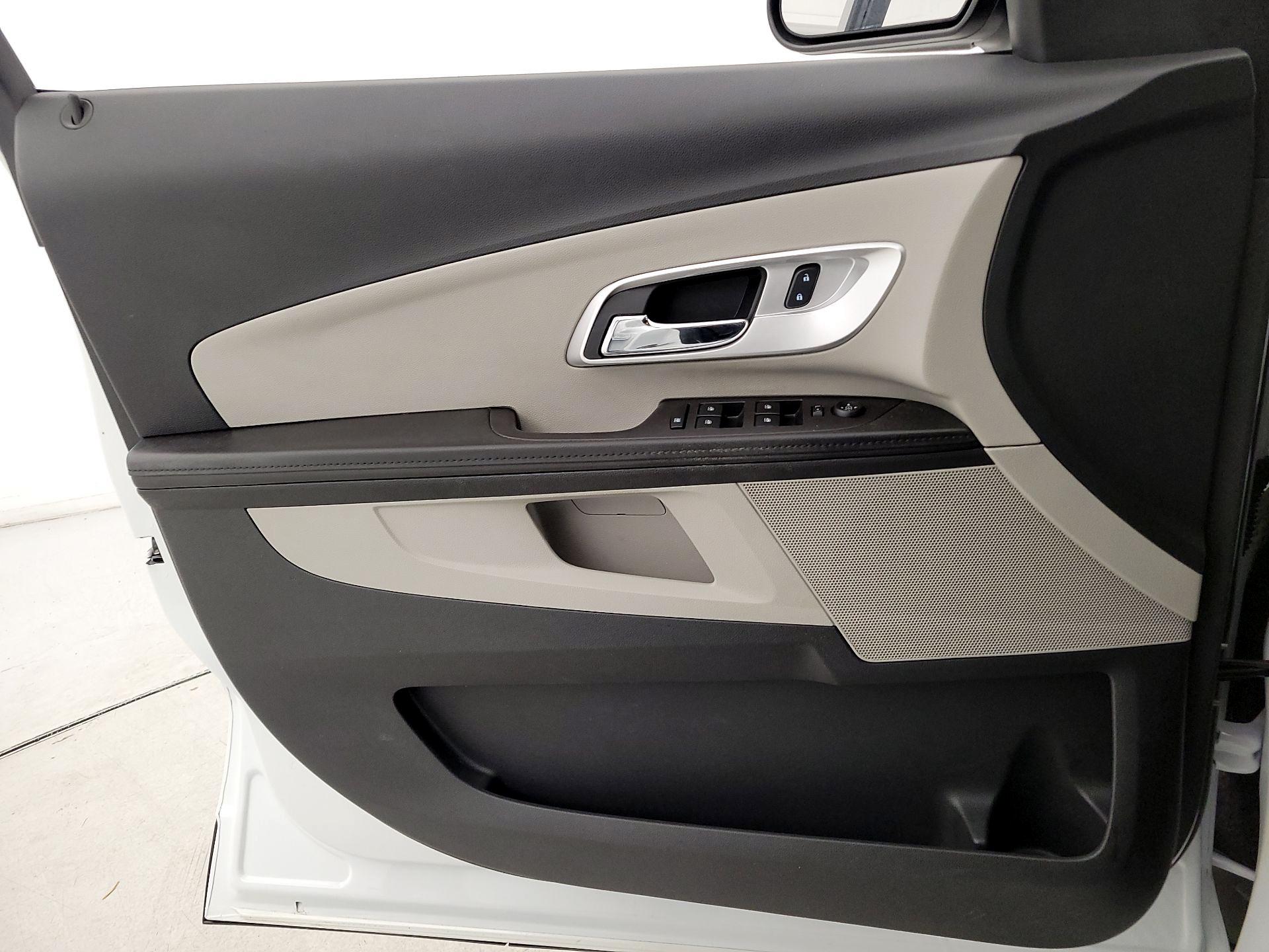 Thumbnail: 2016 Chevrolet Equinox - 12