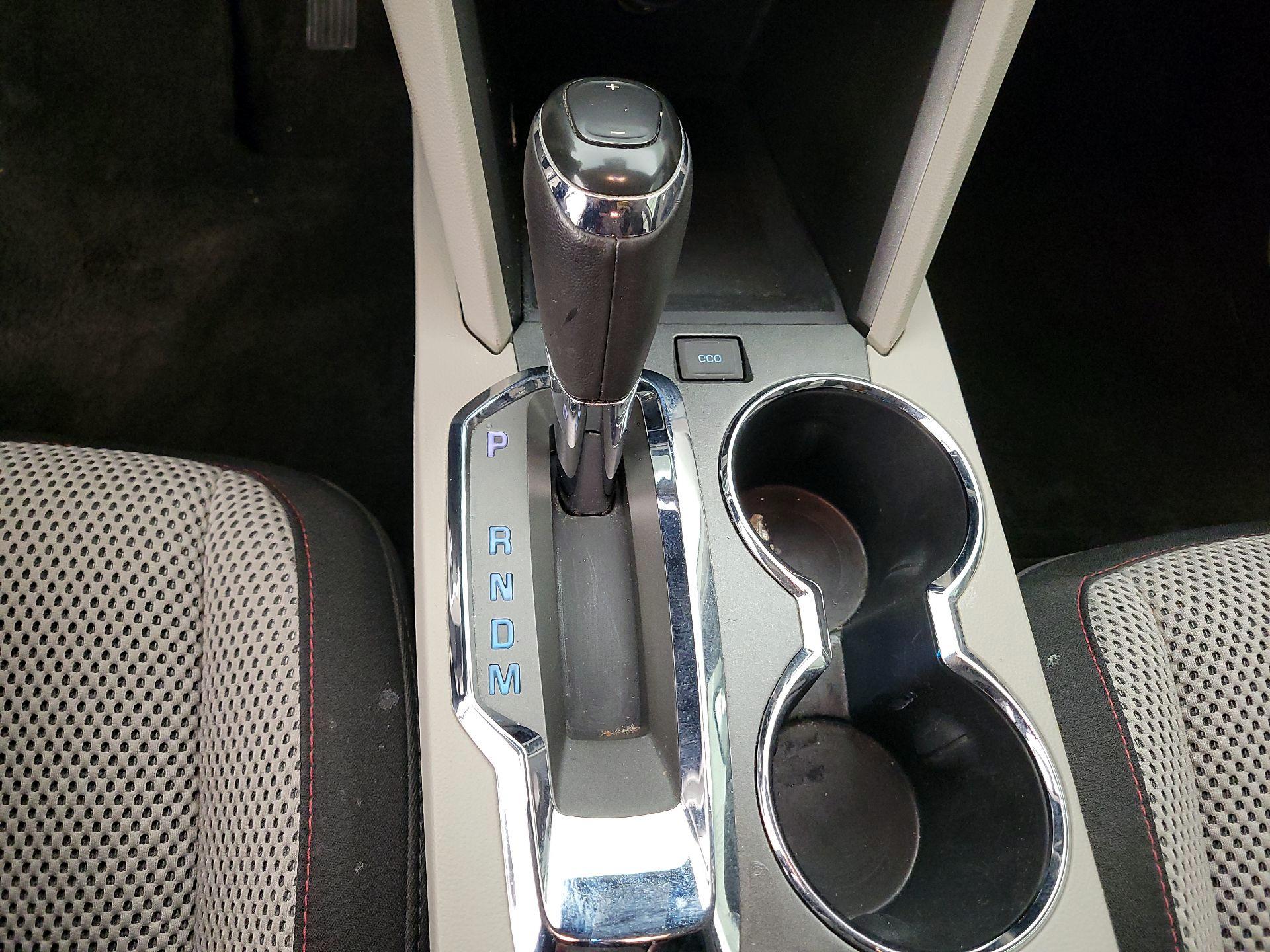 Thumbnail: 2016 Chevrolet Equinox - 16