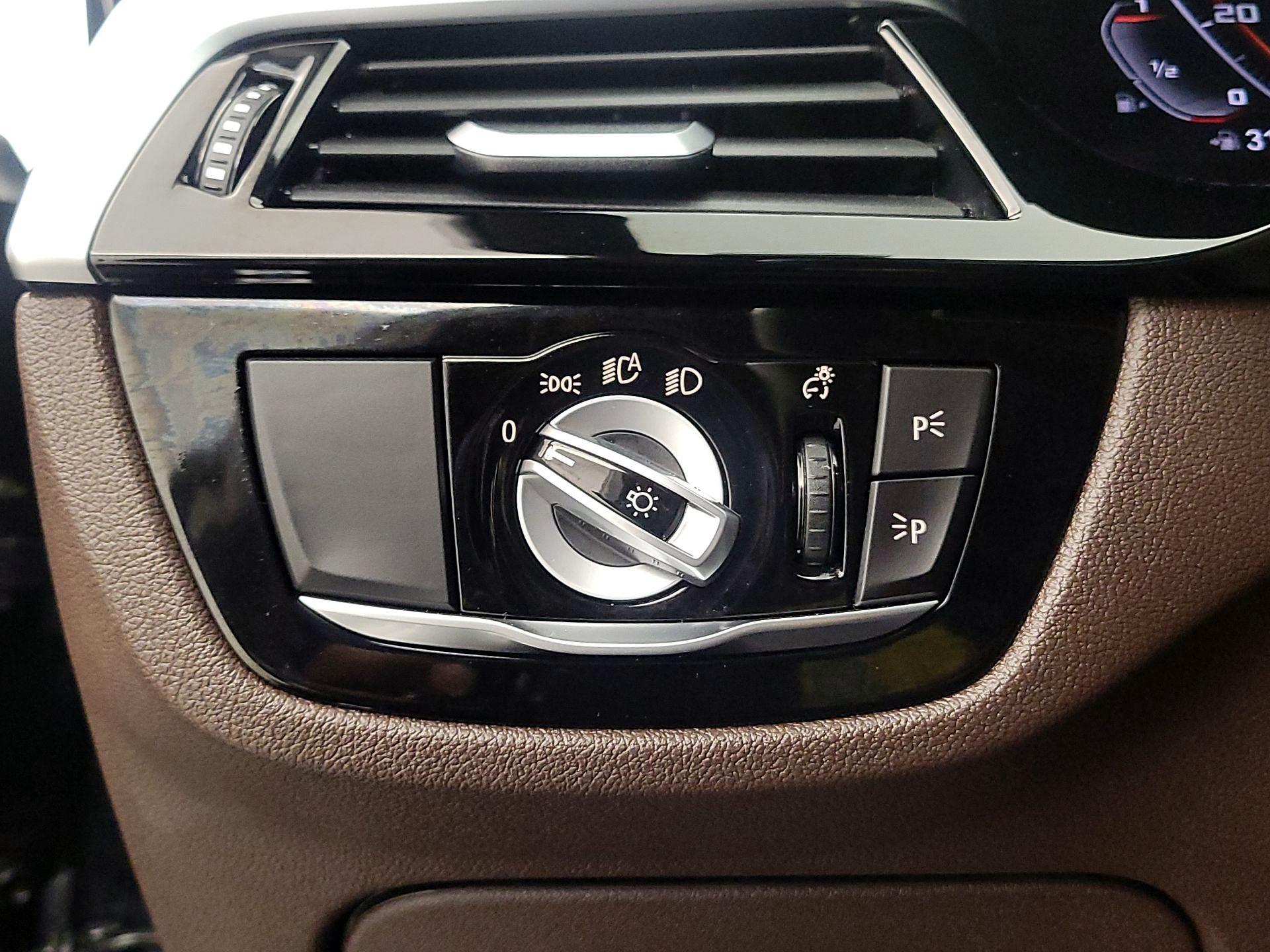 Thumbnail: 2020 BMW 5 Series - 13