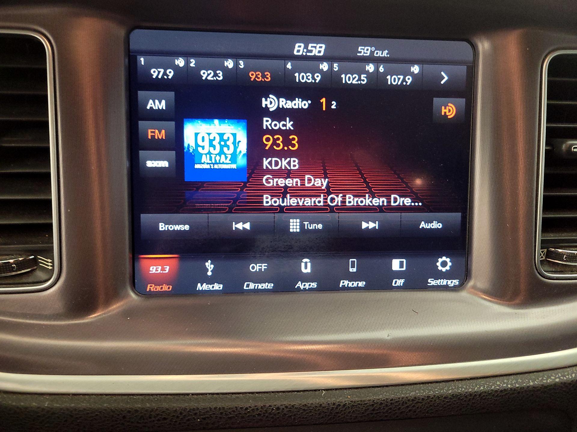 Thumbnail: 2019 Dodge Charger - 15