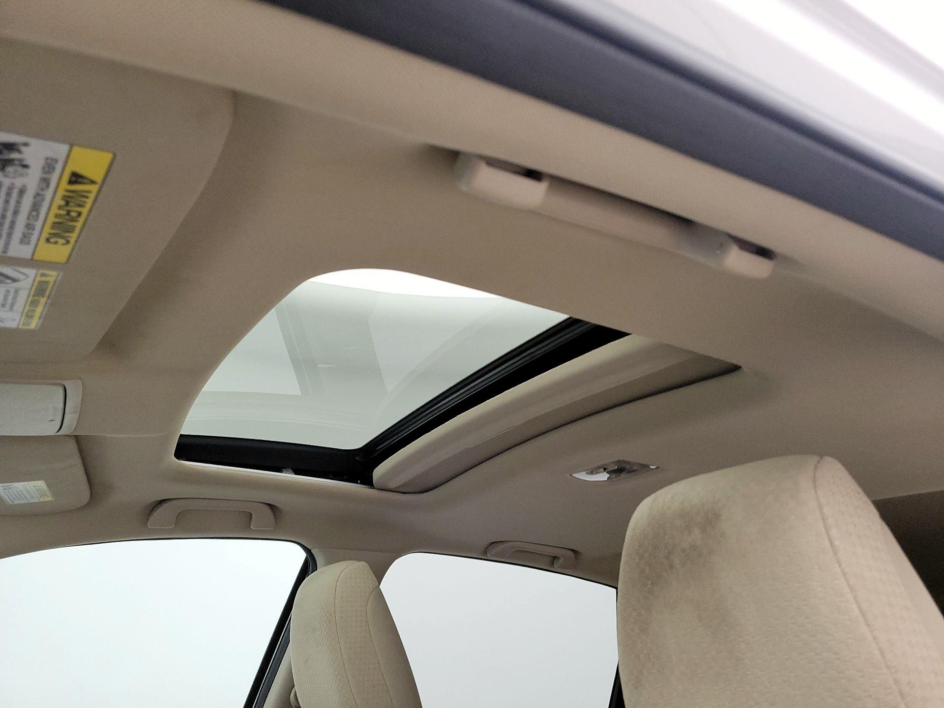 Thumbnail: 2016 Honda CR-V - 19