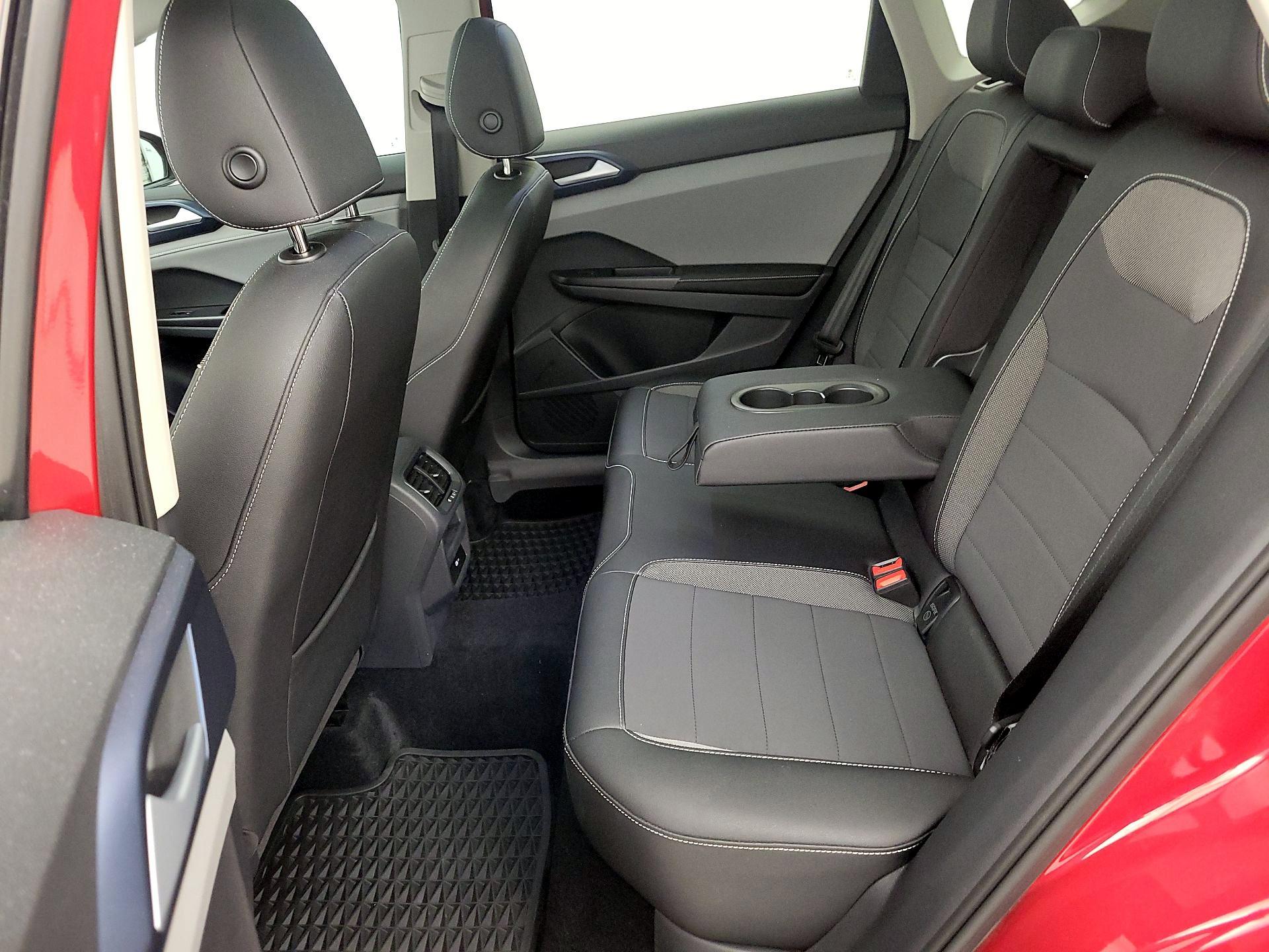 Thumbnail: 2024 Volkswagen Taos - 20