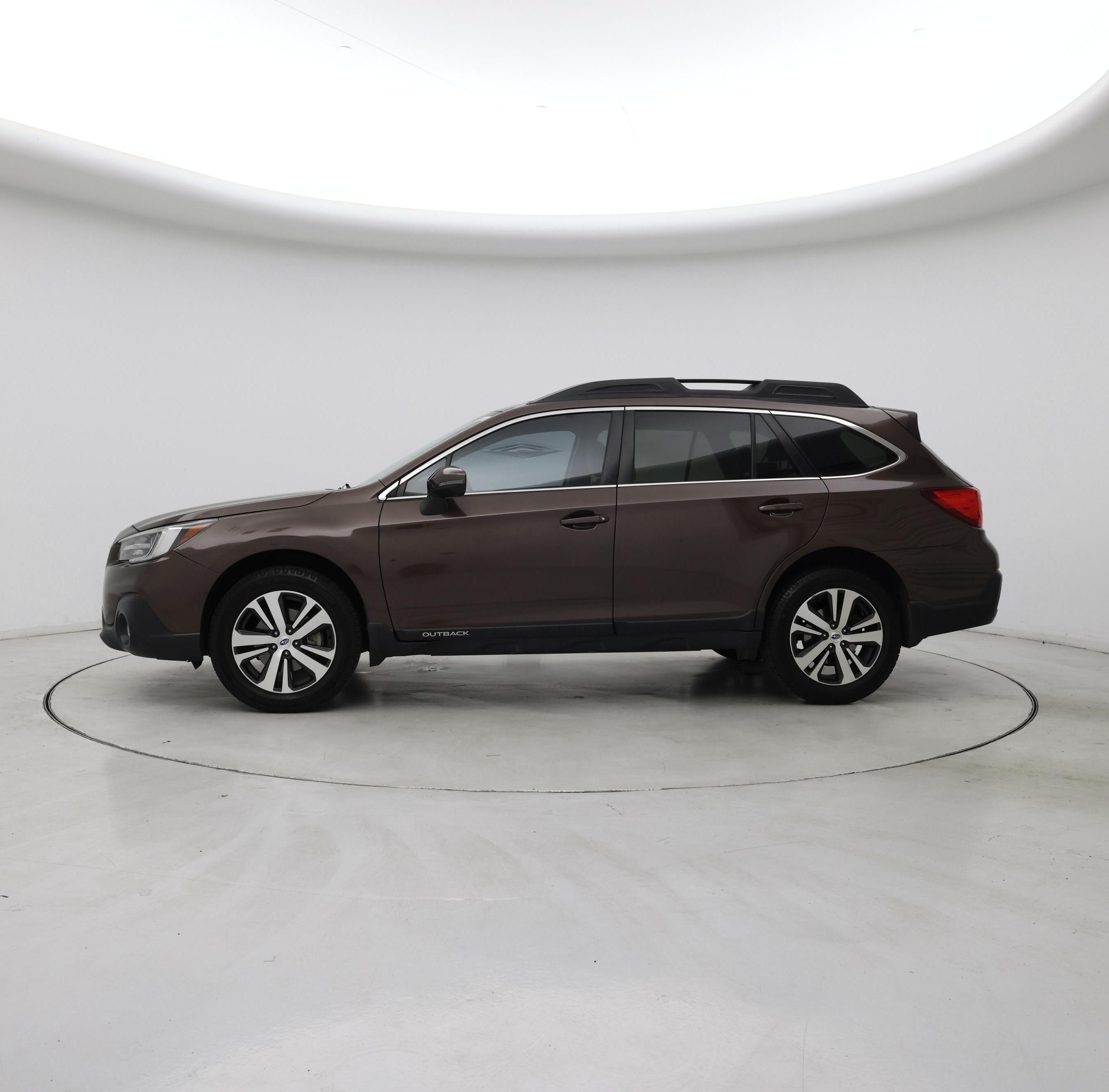 Thumbnail: 2019 Subaru Outback - 3