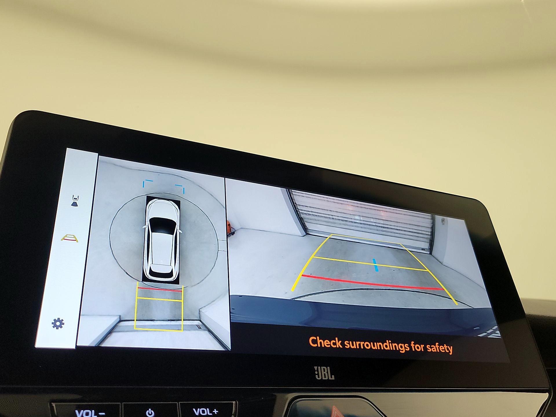 Thumbnail: 2024 Toyota Venza - 14