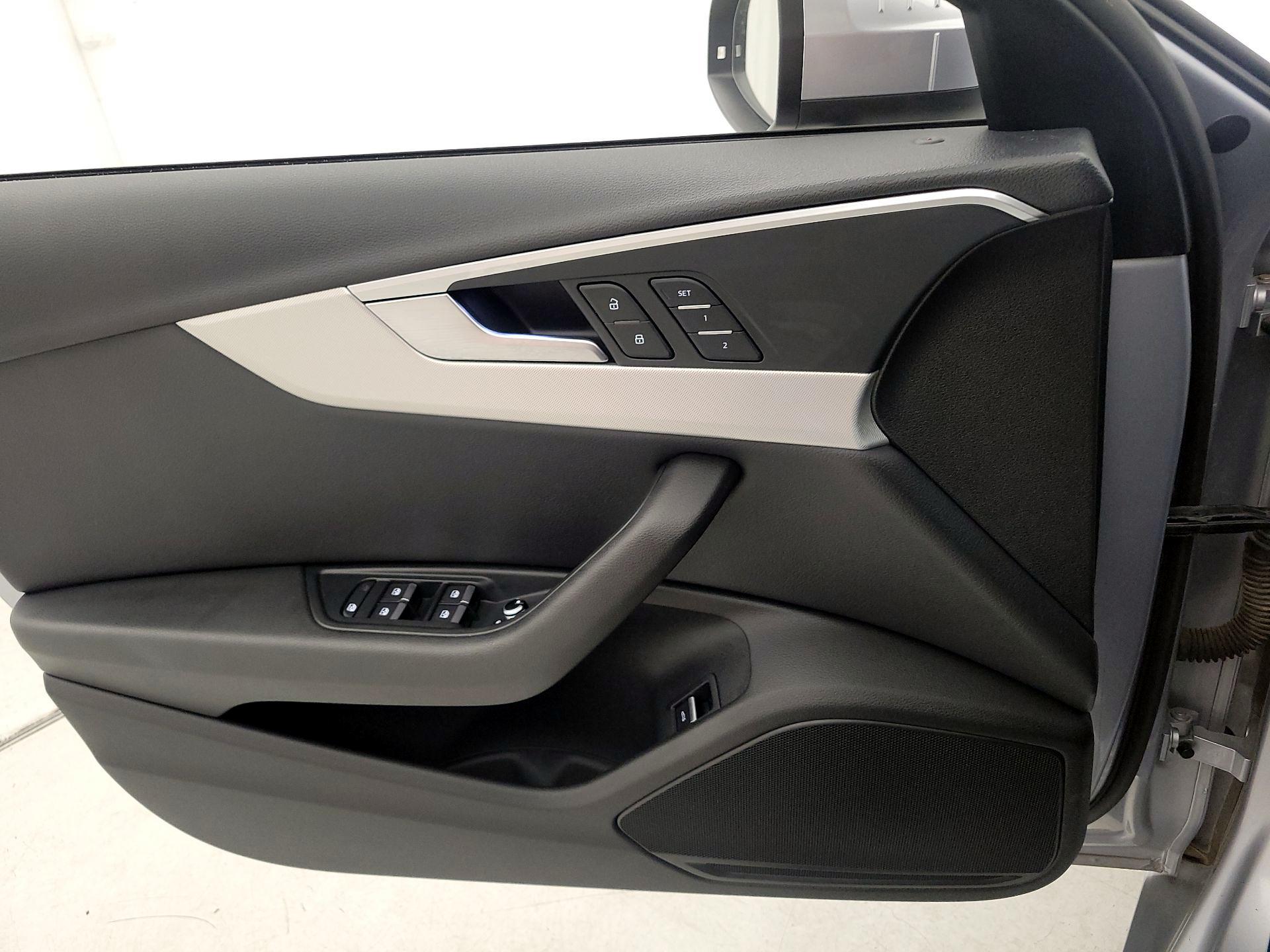 Thumbnail: 2017 Audi A4 - 12