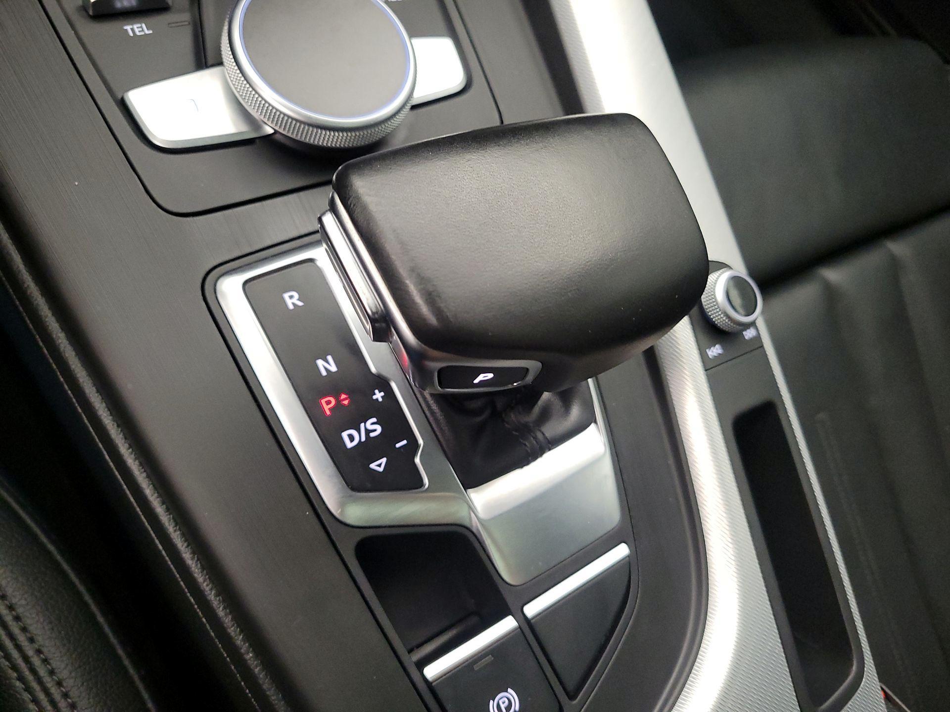 Thumbnail: 2017 Audi A4 - 18