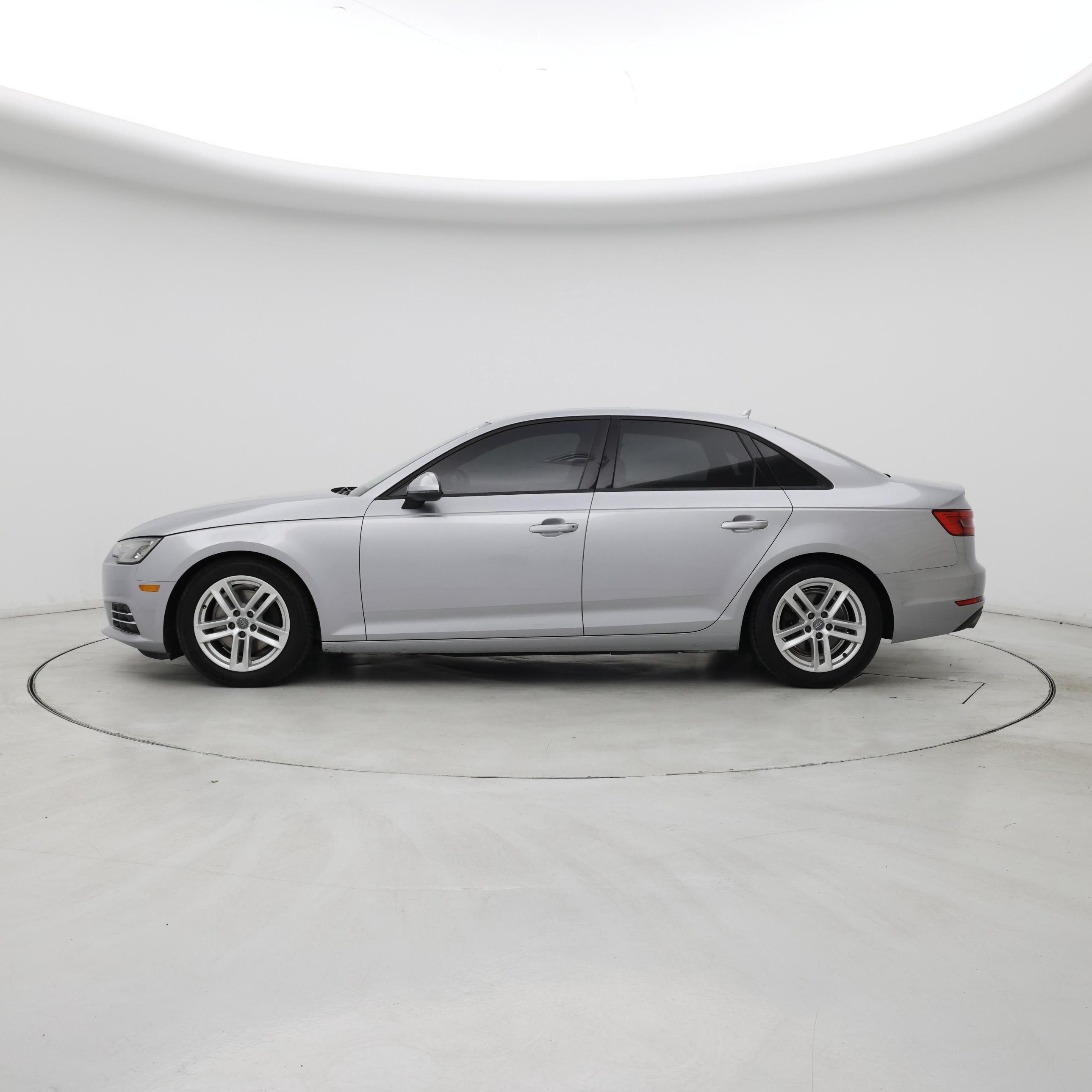 Thumbnail: 2017 Audi A4 - 3