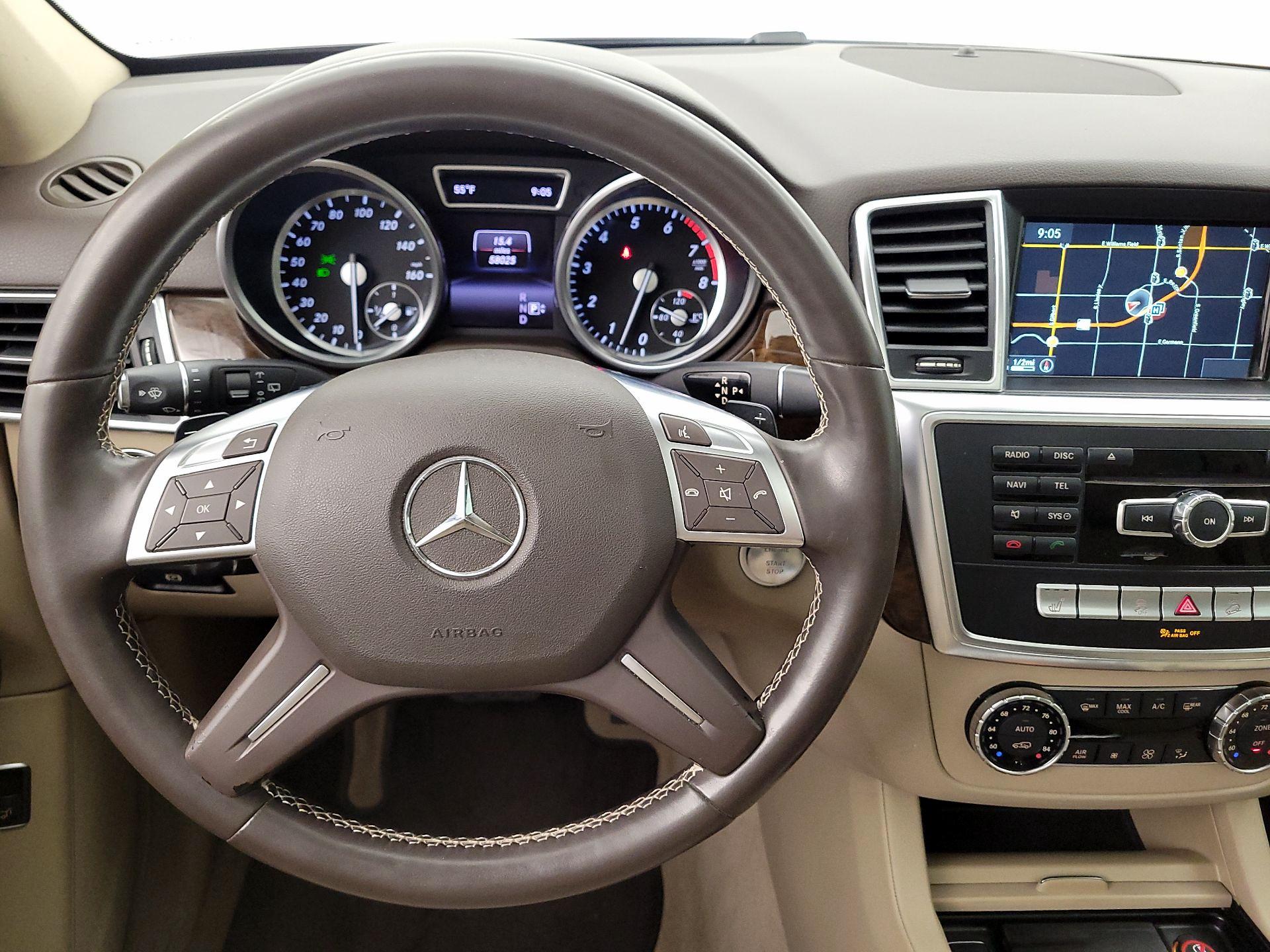 Thumbnail: 2015 Mercedes-Benz M-Class - 10
