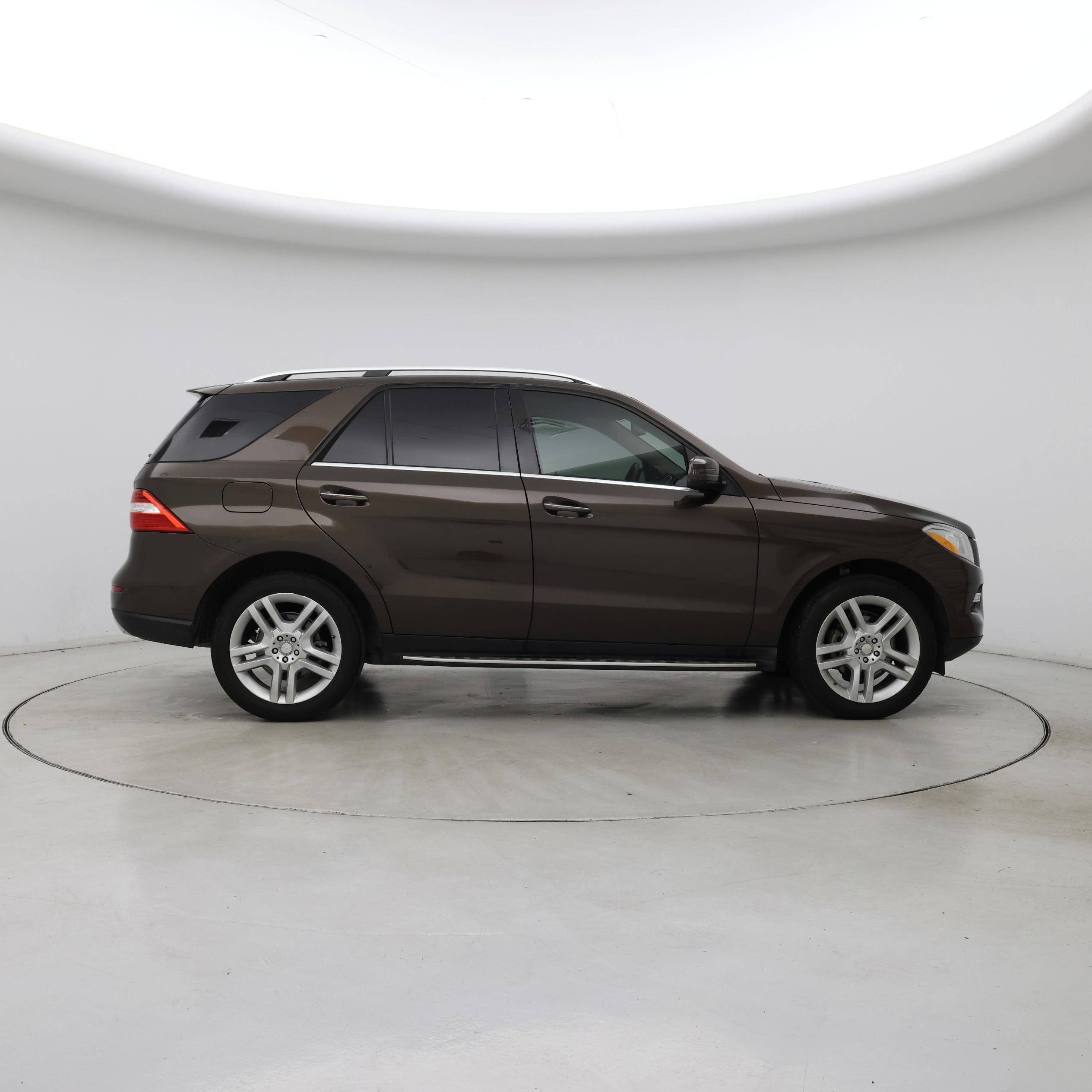 Thumbnail: 2015 Mercedes-Benz M-Class - 7