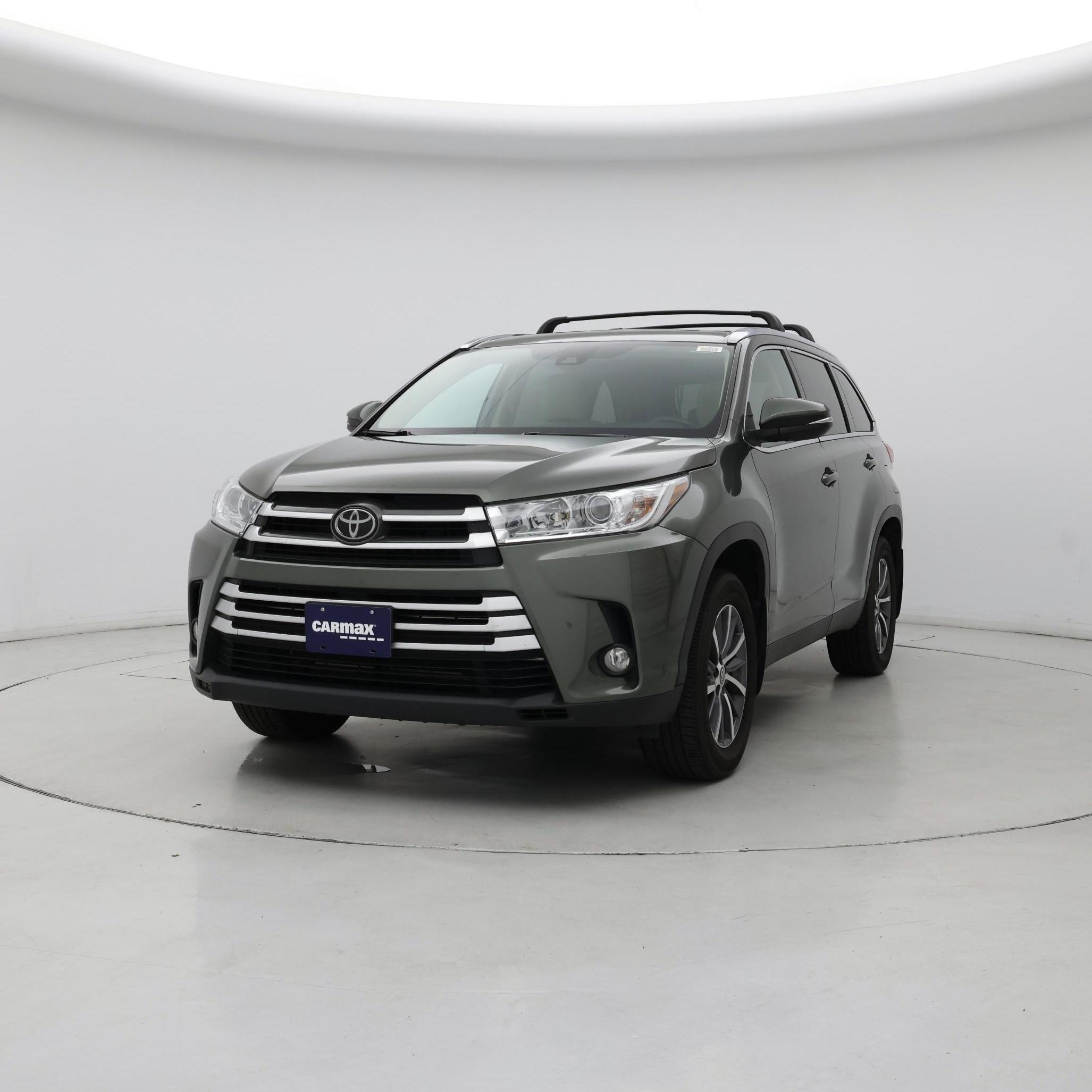 Thumbnail: 2019 Toyota Highlander - 4