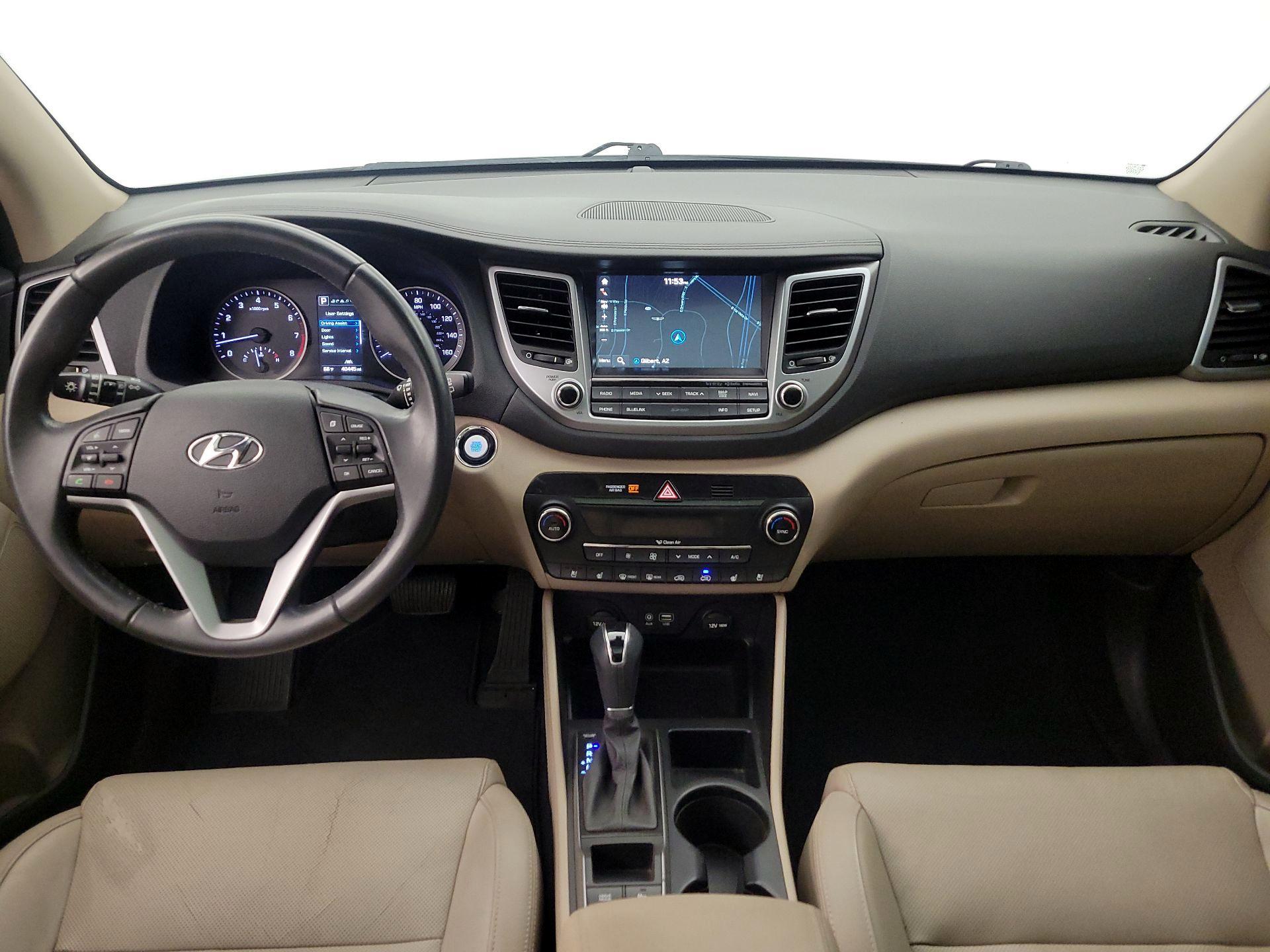 Thumbnail: 2017 Hyundai Tucson - 9