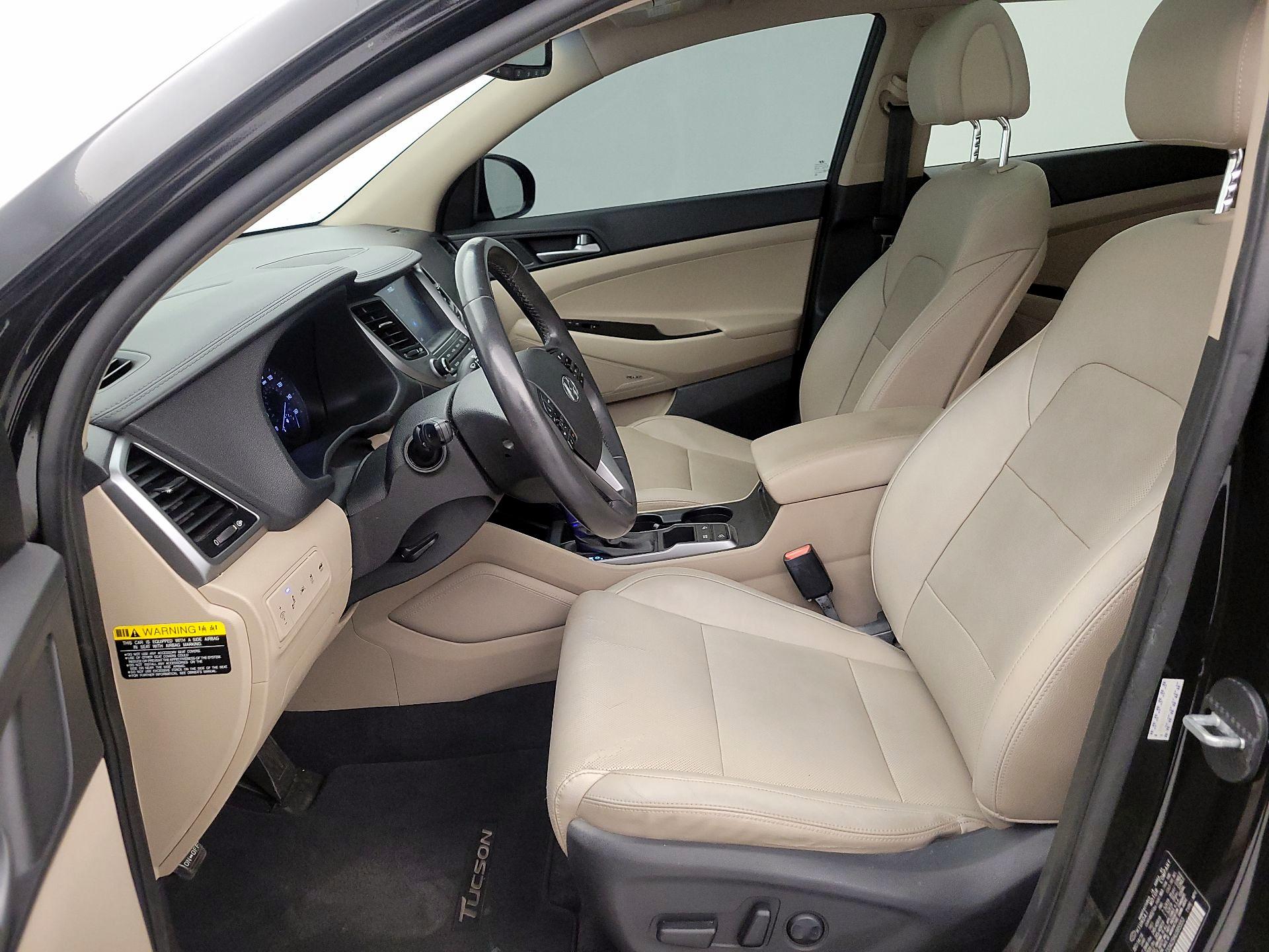 Thumbnail: 2017 Hyundai Tucson - 11