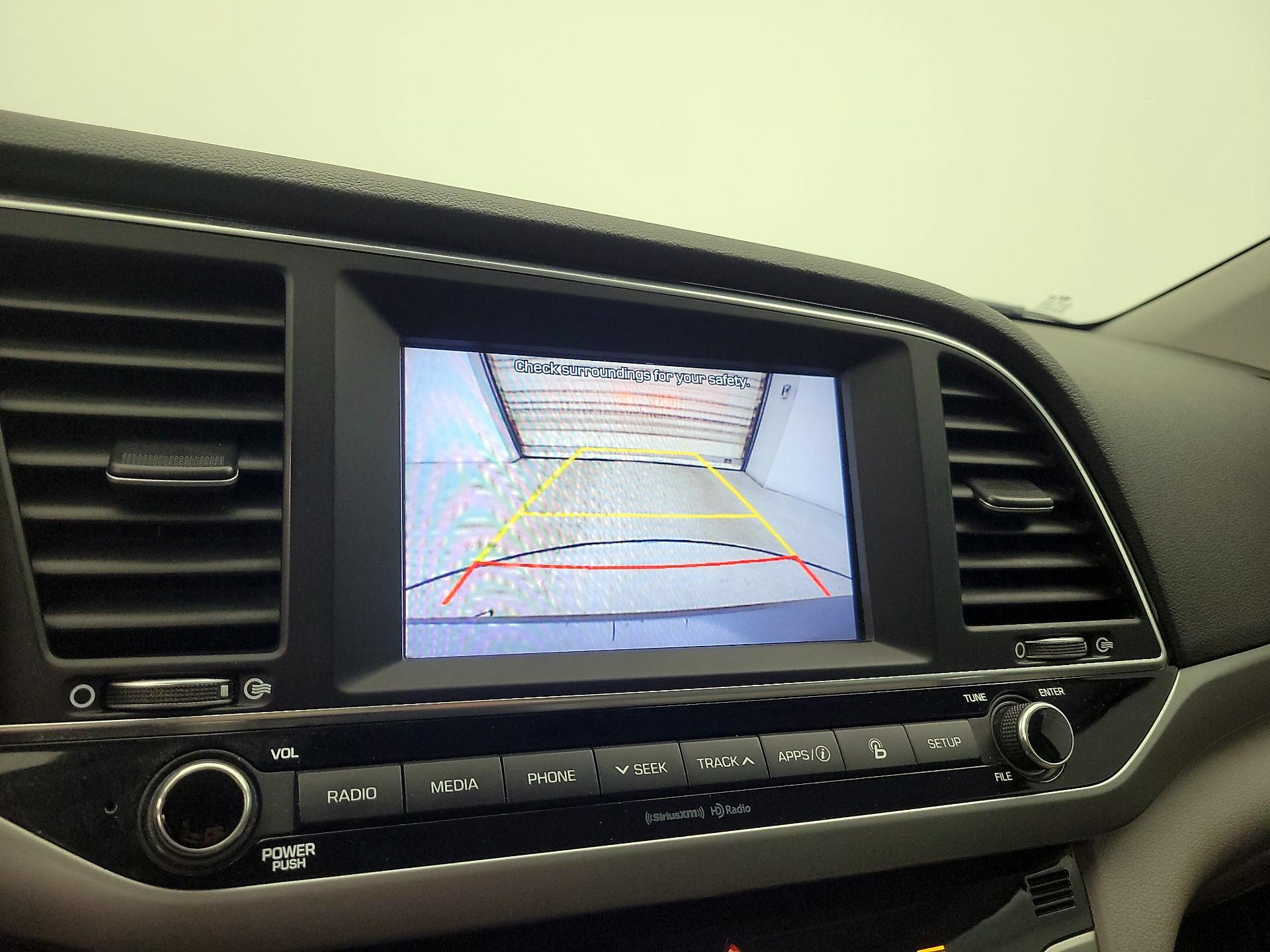 Thumbnail: 2018 Hyundai Elantra - 14