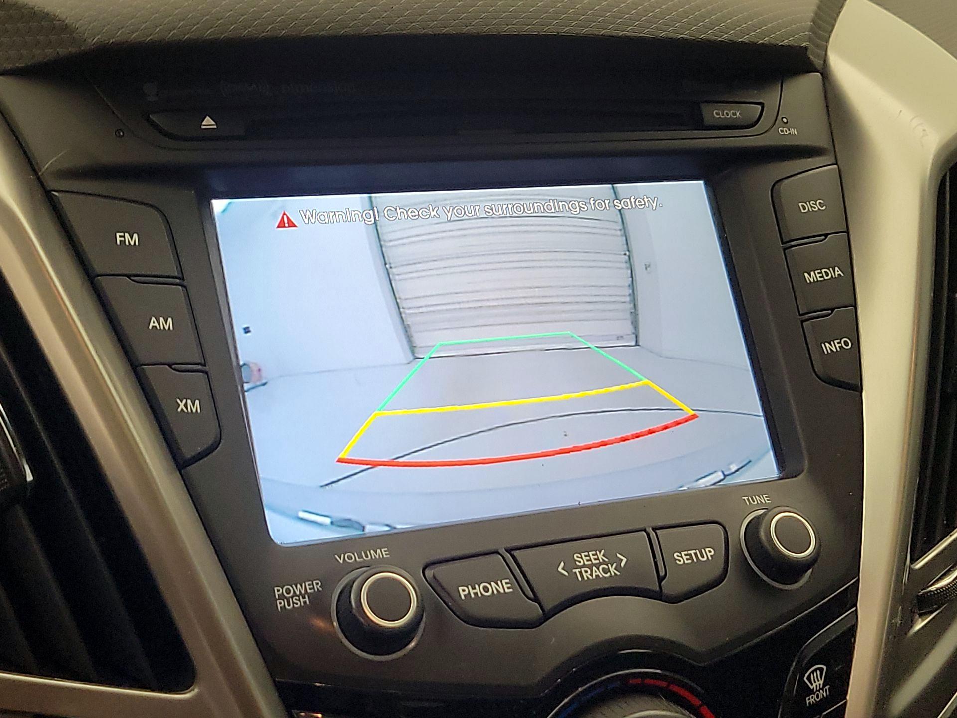 Thumbnail: 2015 Hyundai Veloster - 14