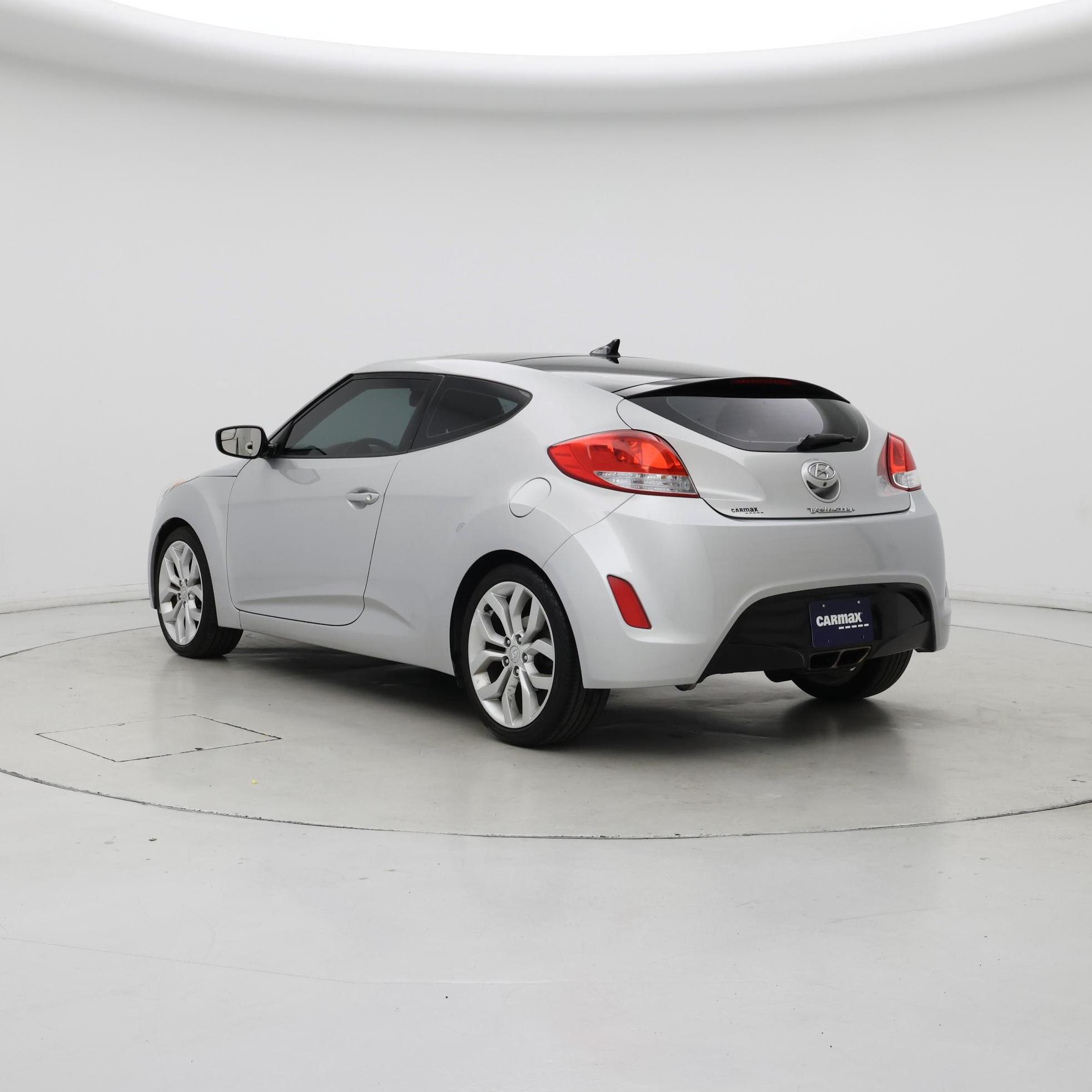 Thumbnail: 2015 Hyundai Veloster - 2