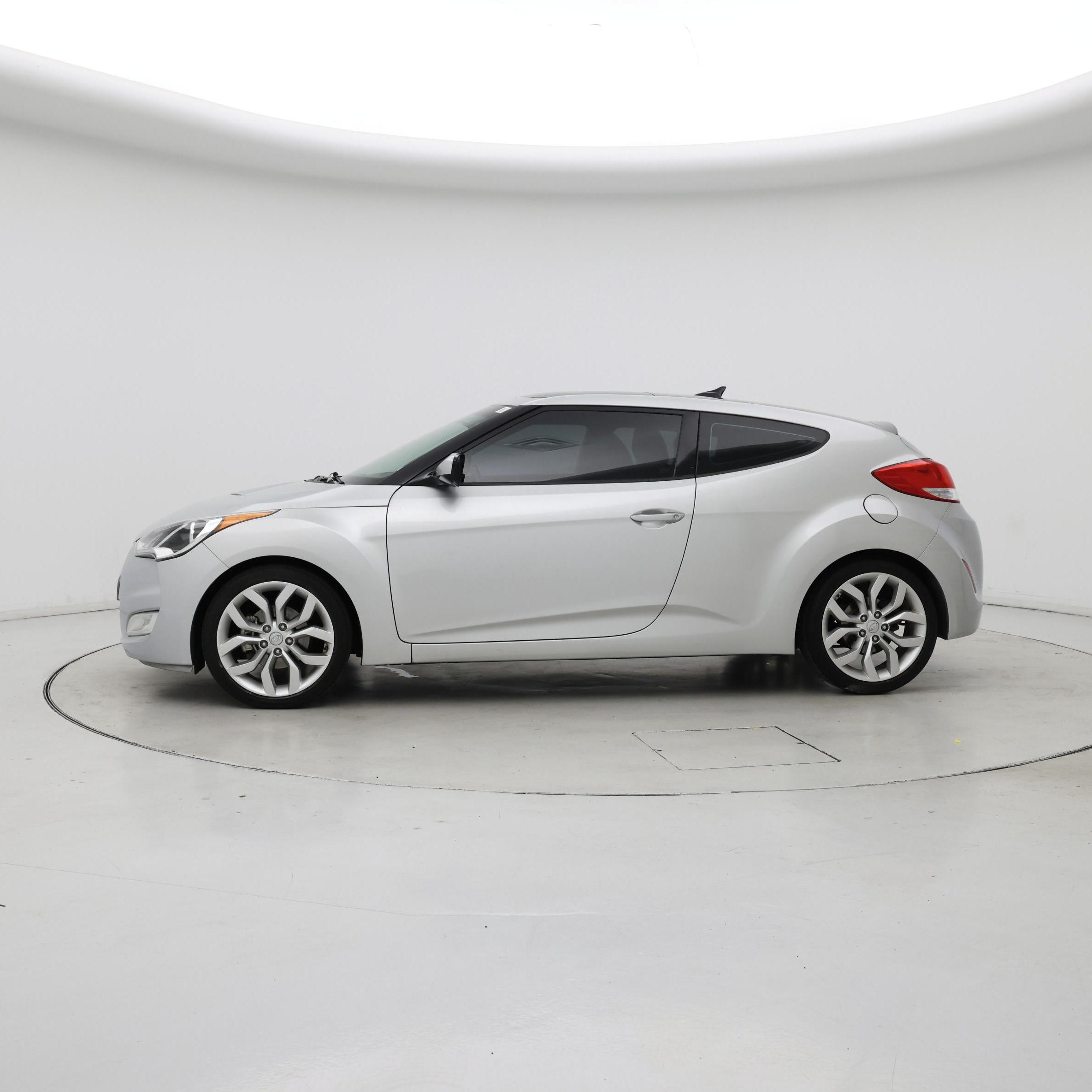 Thumbnail: 2015 Hyundai Veloster - 3