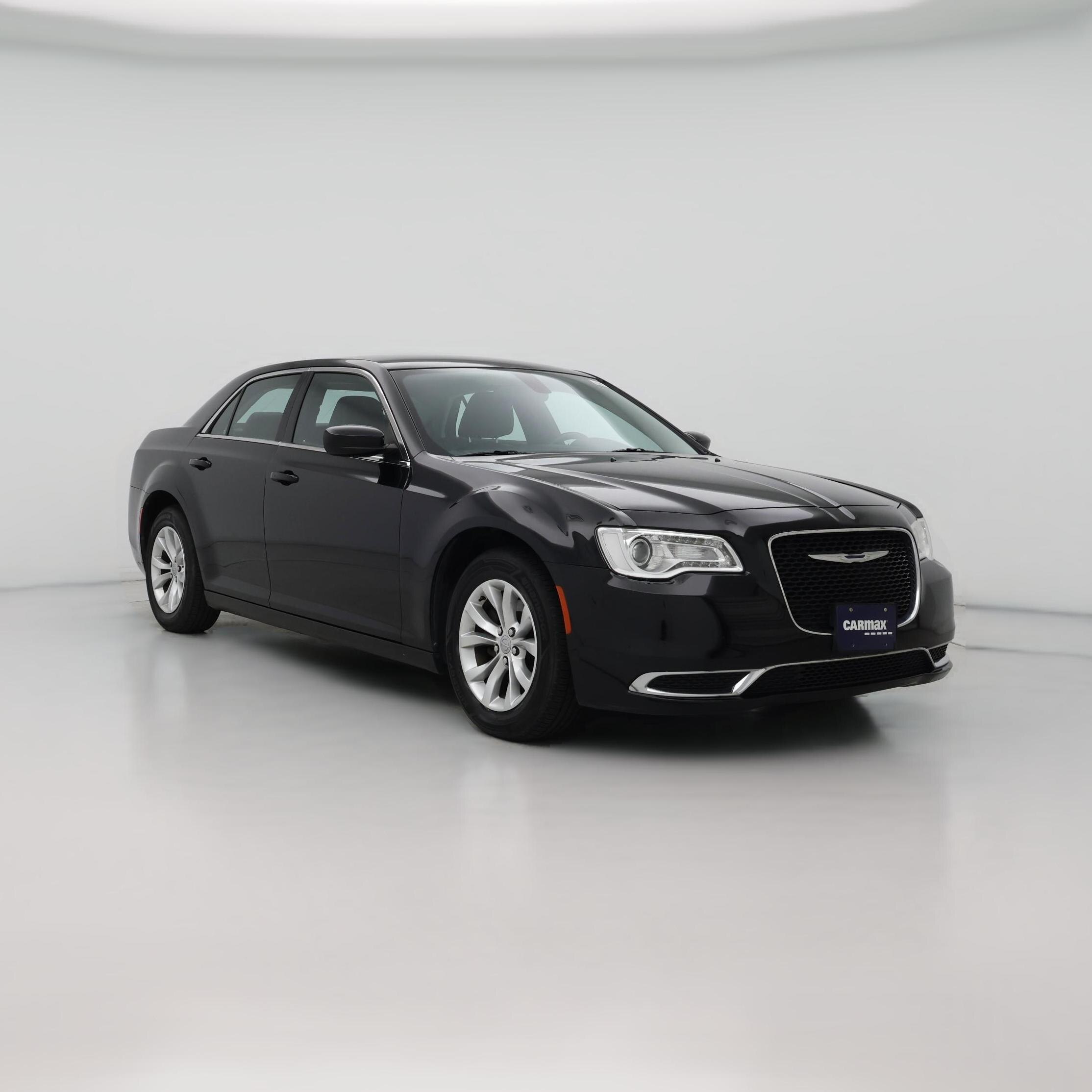 Thumbnail: 2015 Chrysler 300 - 1