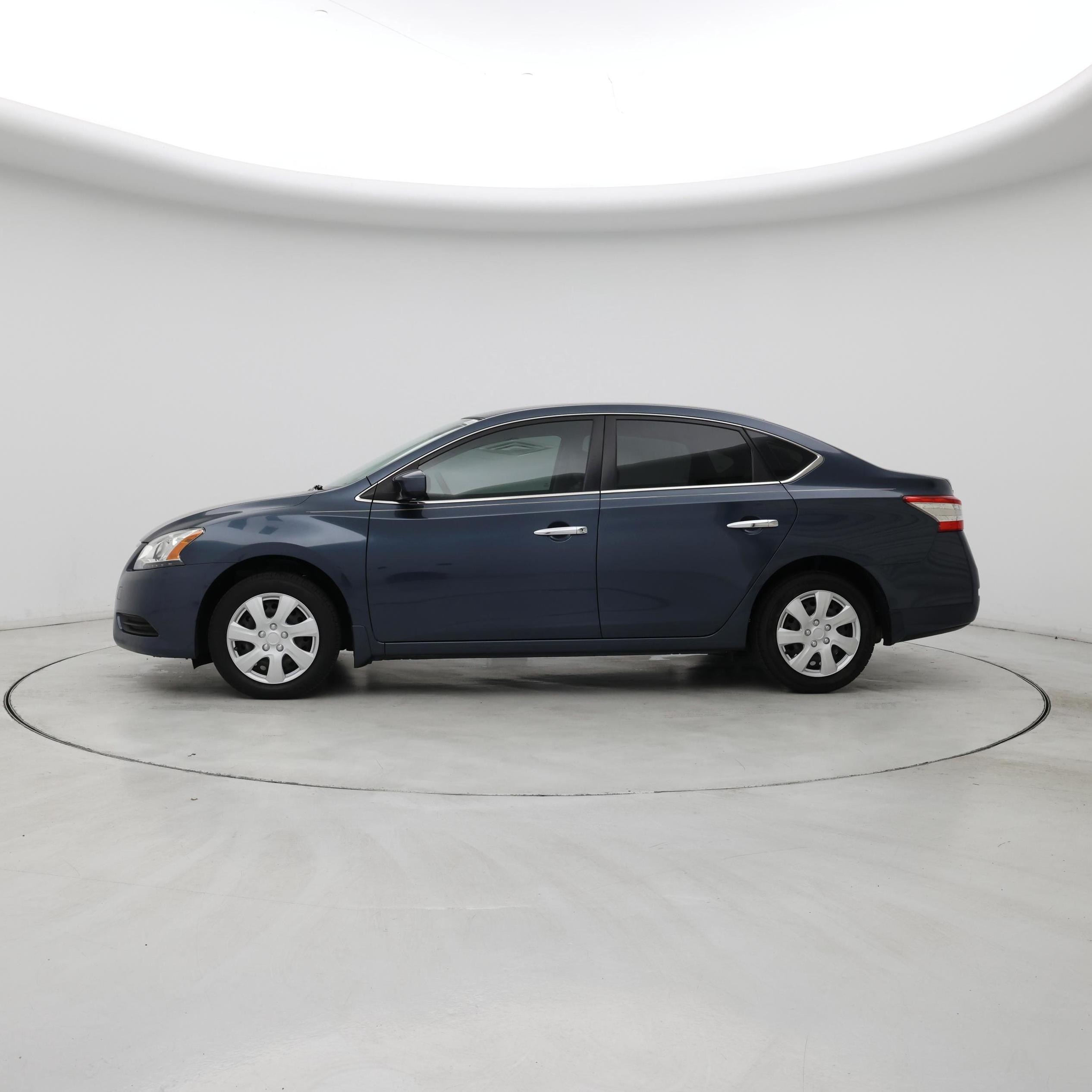Thumbnail: 2014 Nissan Sentra - 3