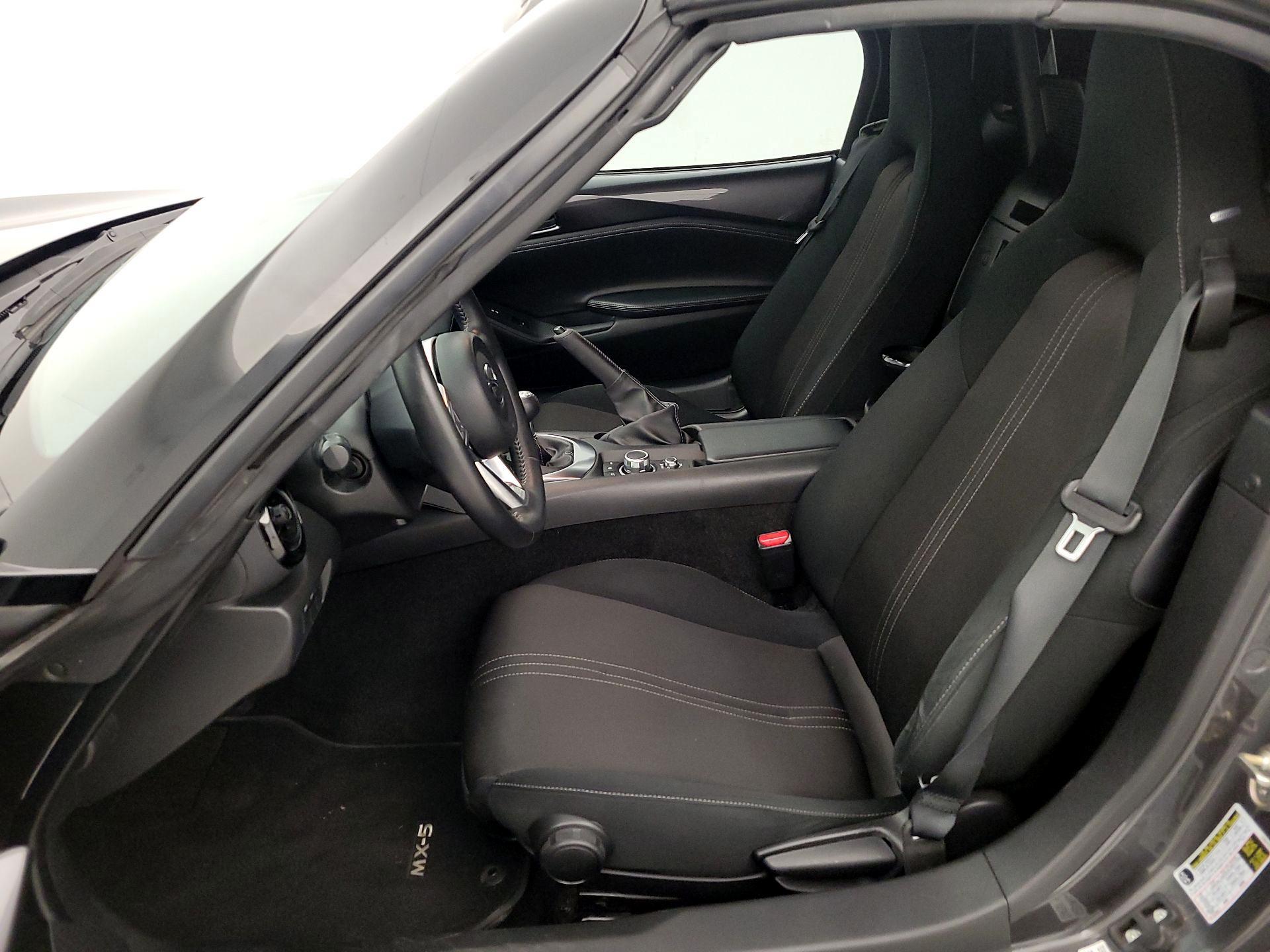 Thumbnail: 2021 Mazda MX-5 Miata - 11